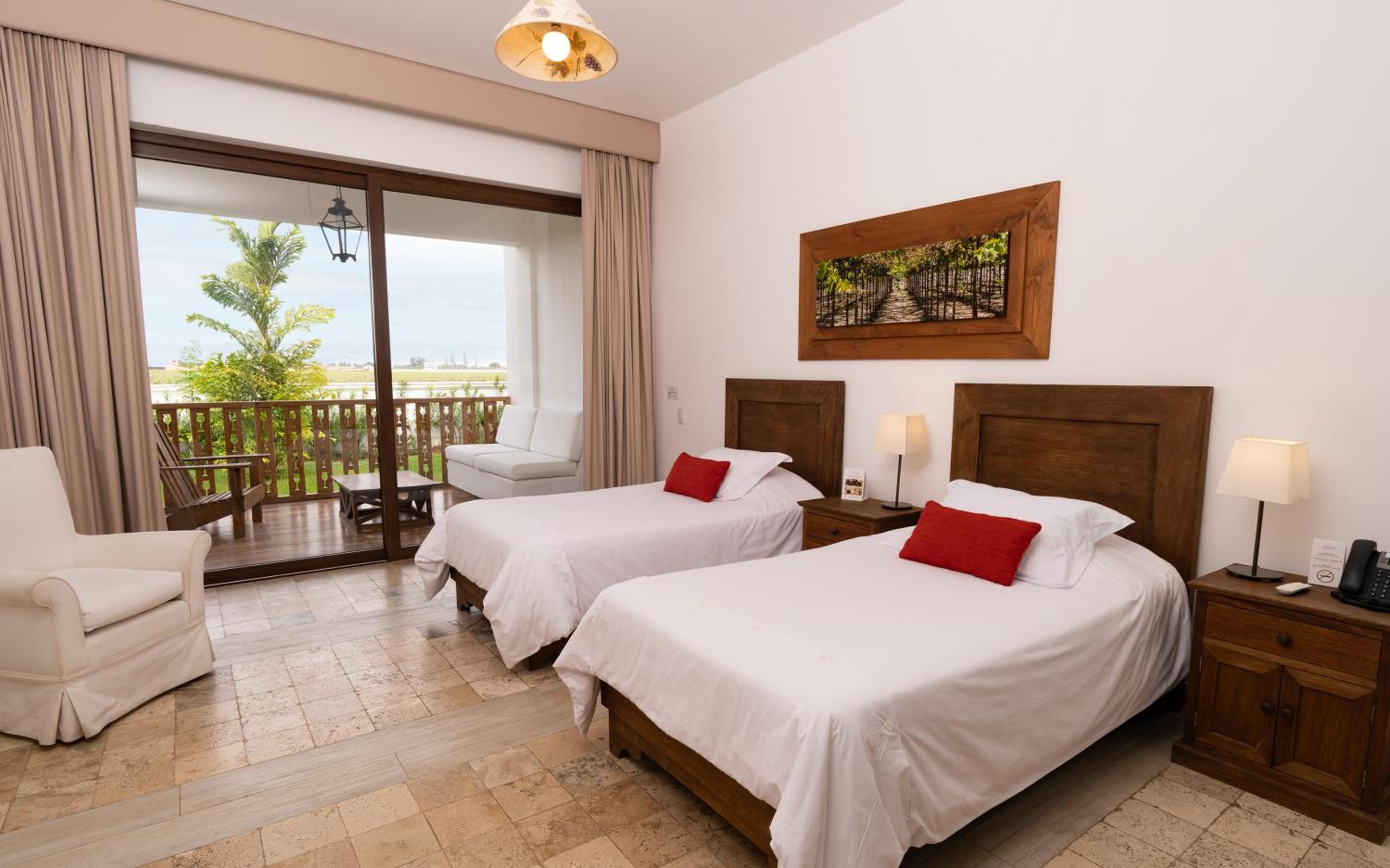 Twin Room with Balcony and Garden View photo 3