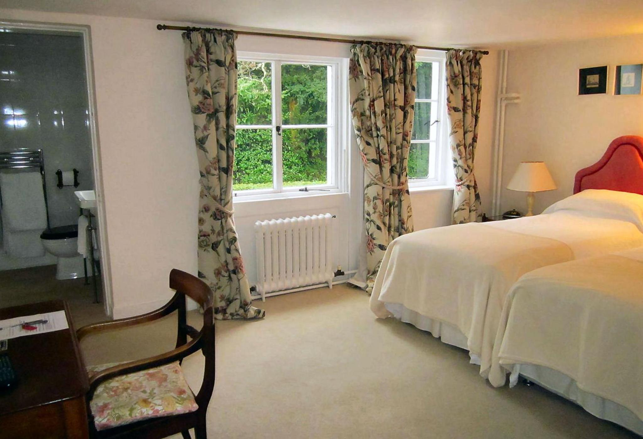 Double or Twin Room photo 3