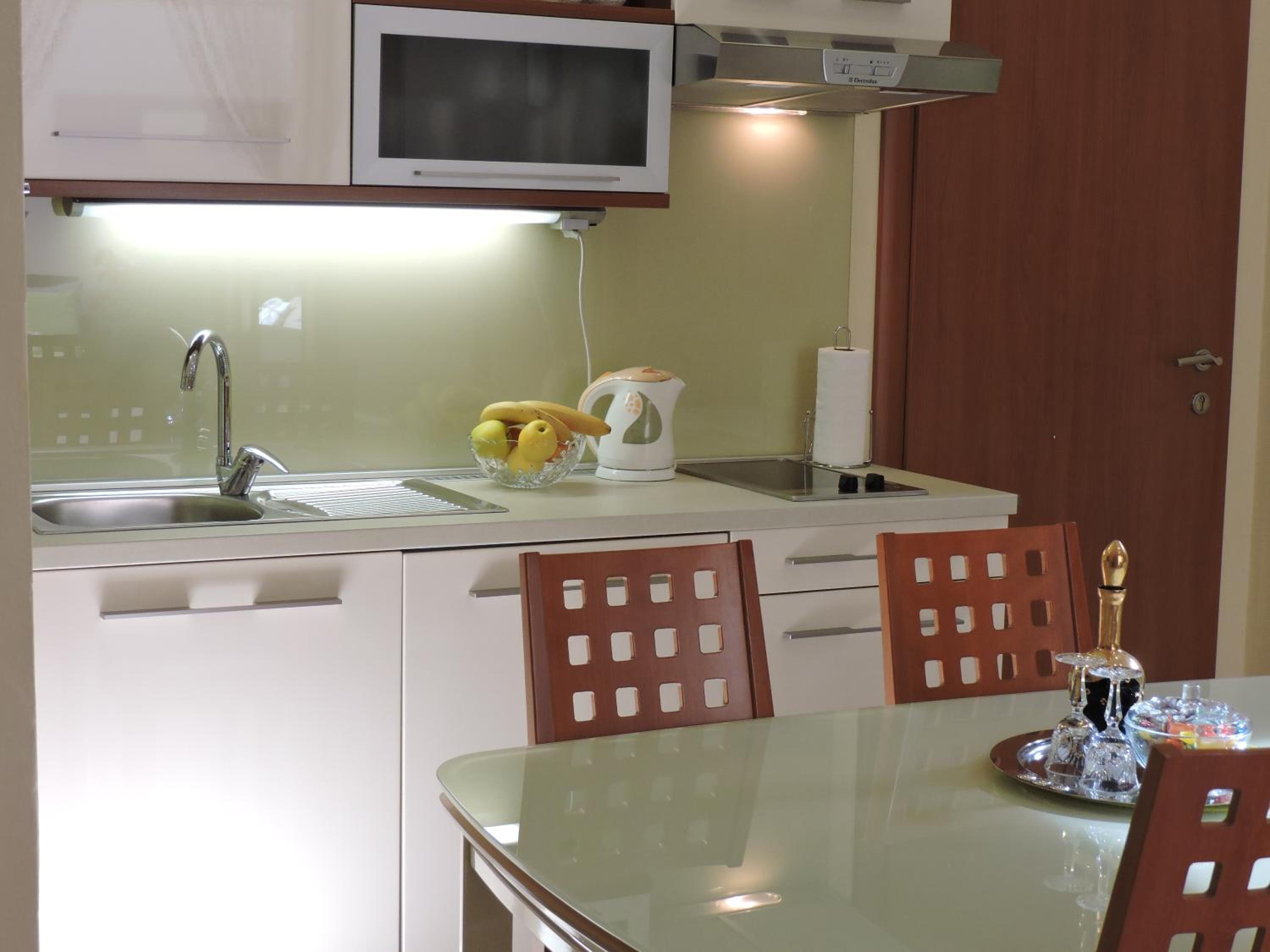 Family Studio with Private Terrace - Photo 20