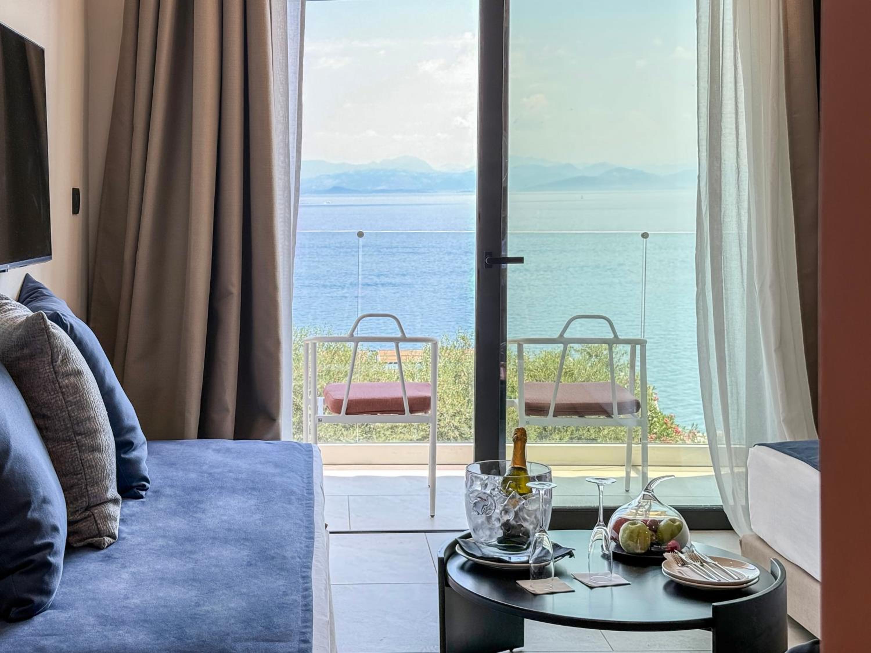 Four bedded Front Sea View