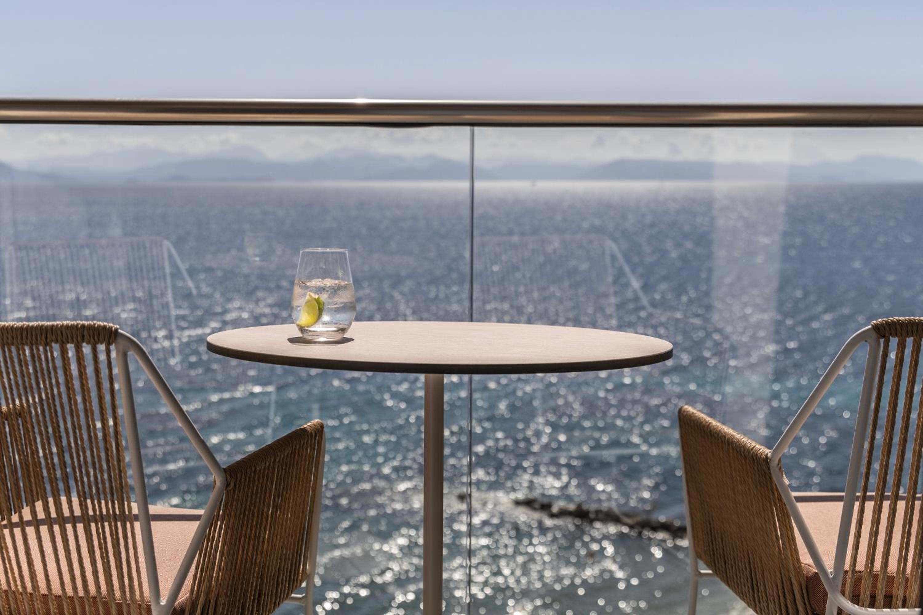 Triple Room Front Sea View photo 2