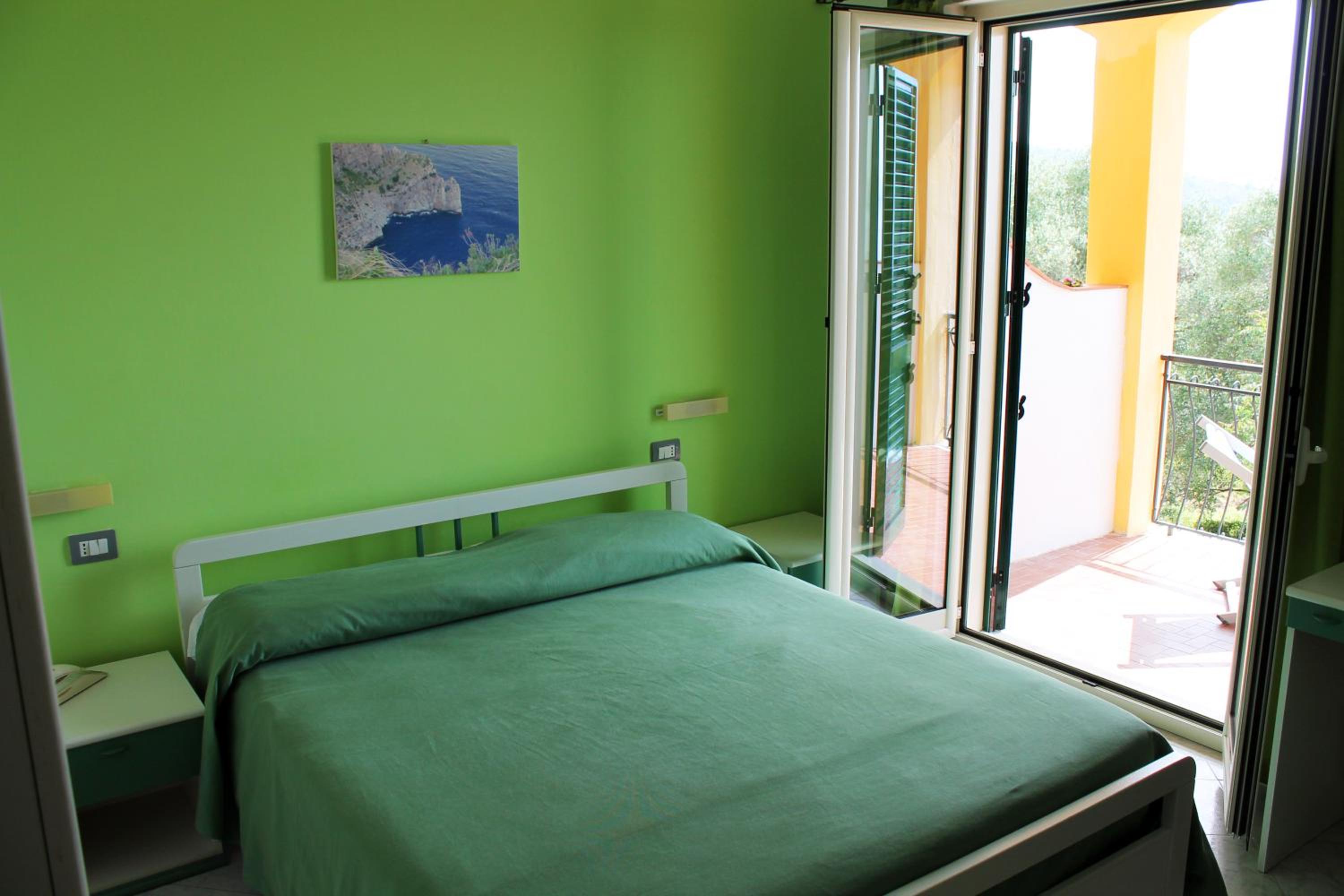 Triple Room with Balcony photo 3