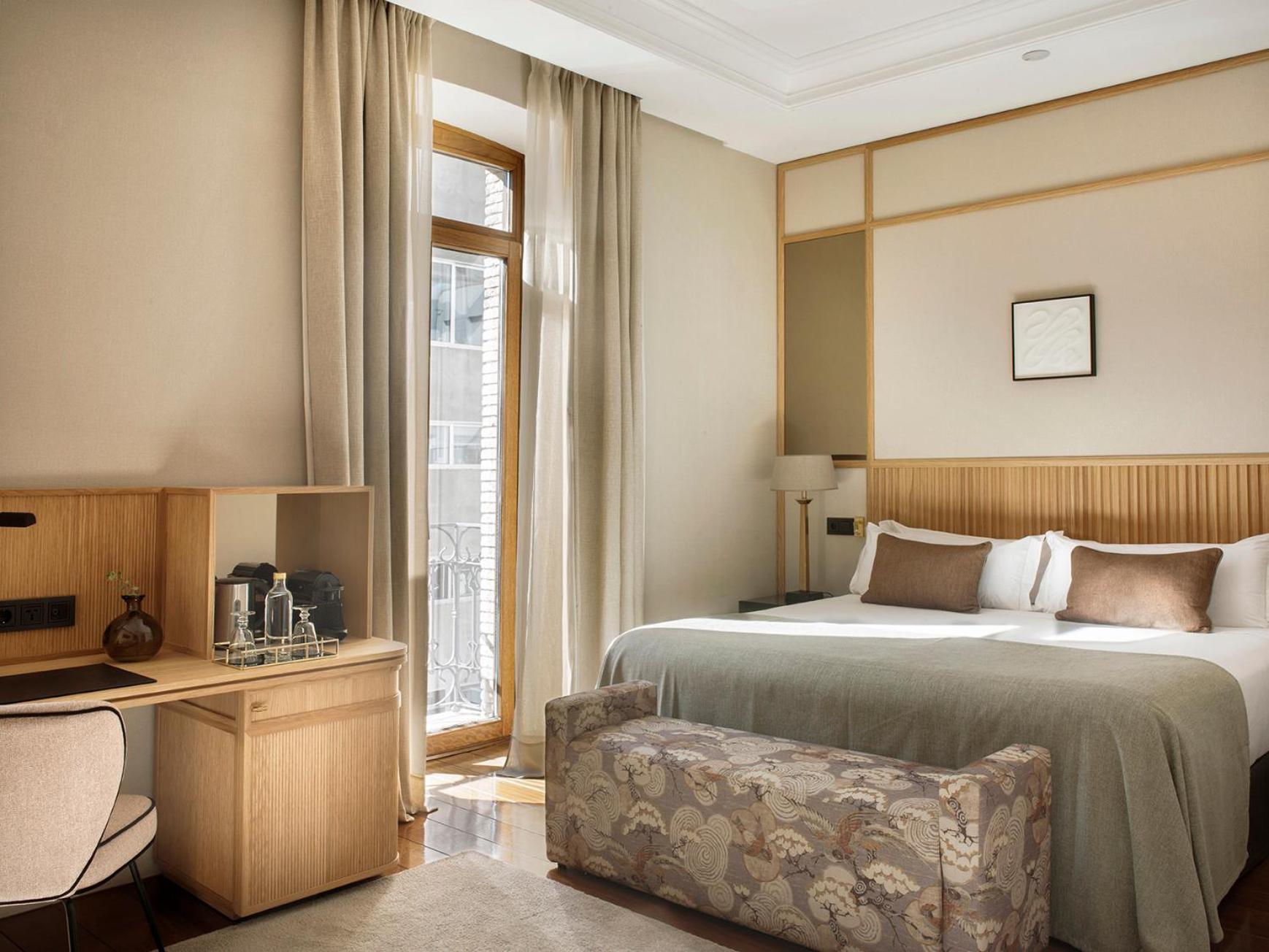 Deluxe Double or Twin Room with Garden View