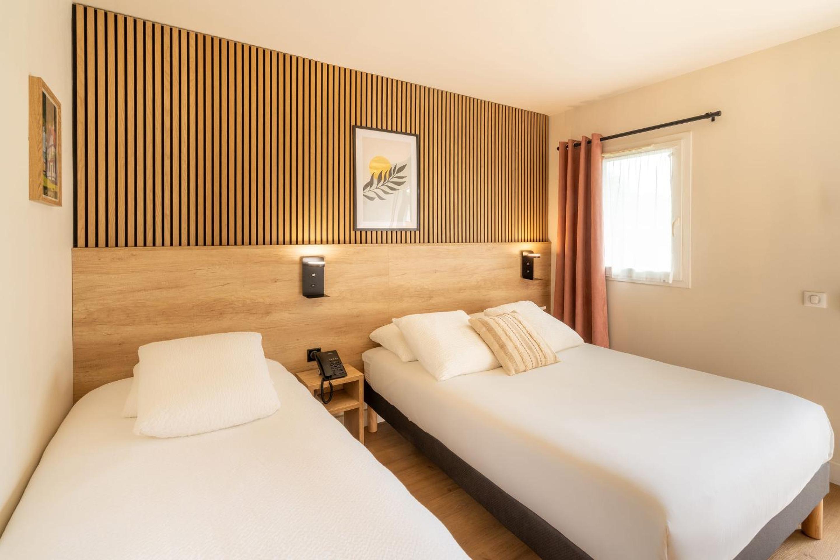 Standard Room with One Double Bed and One Single Bed - Non-Smoking