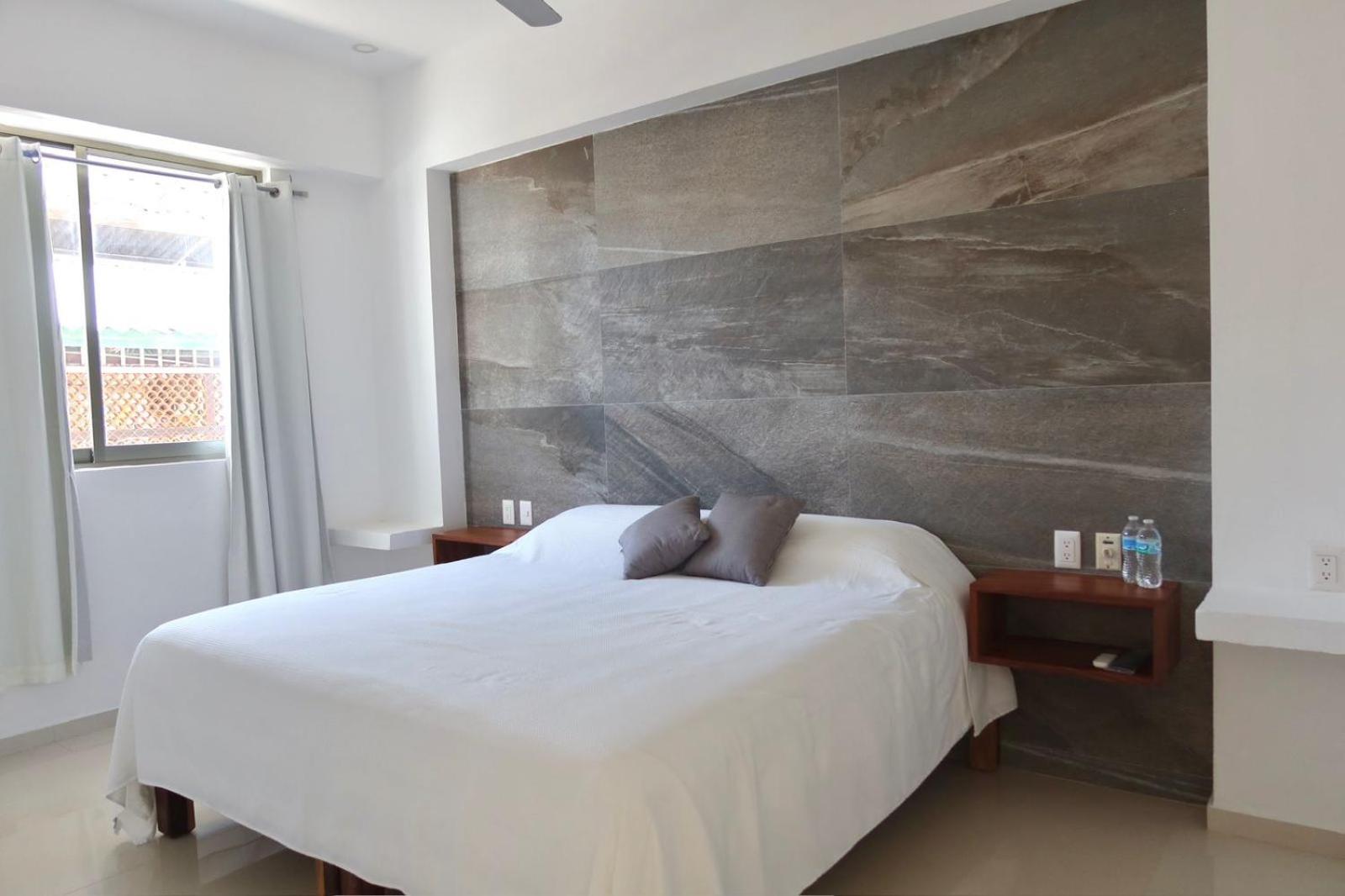 Suite - Photo 8