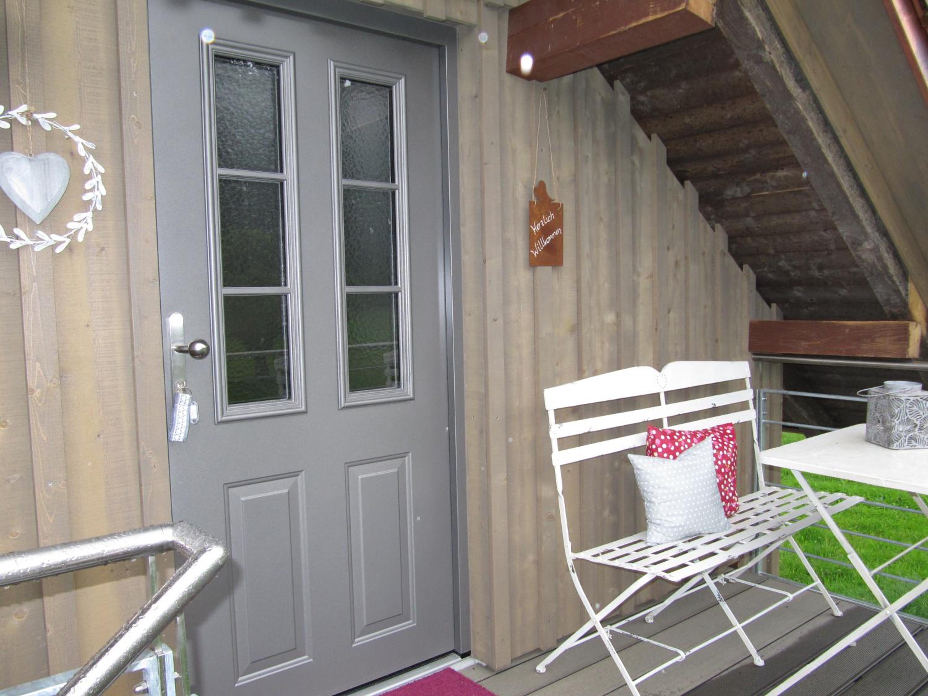 Apartment with Balcony photo 3