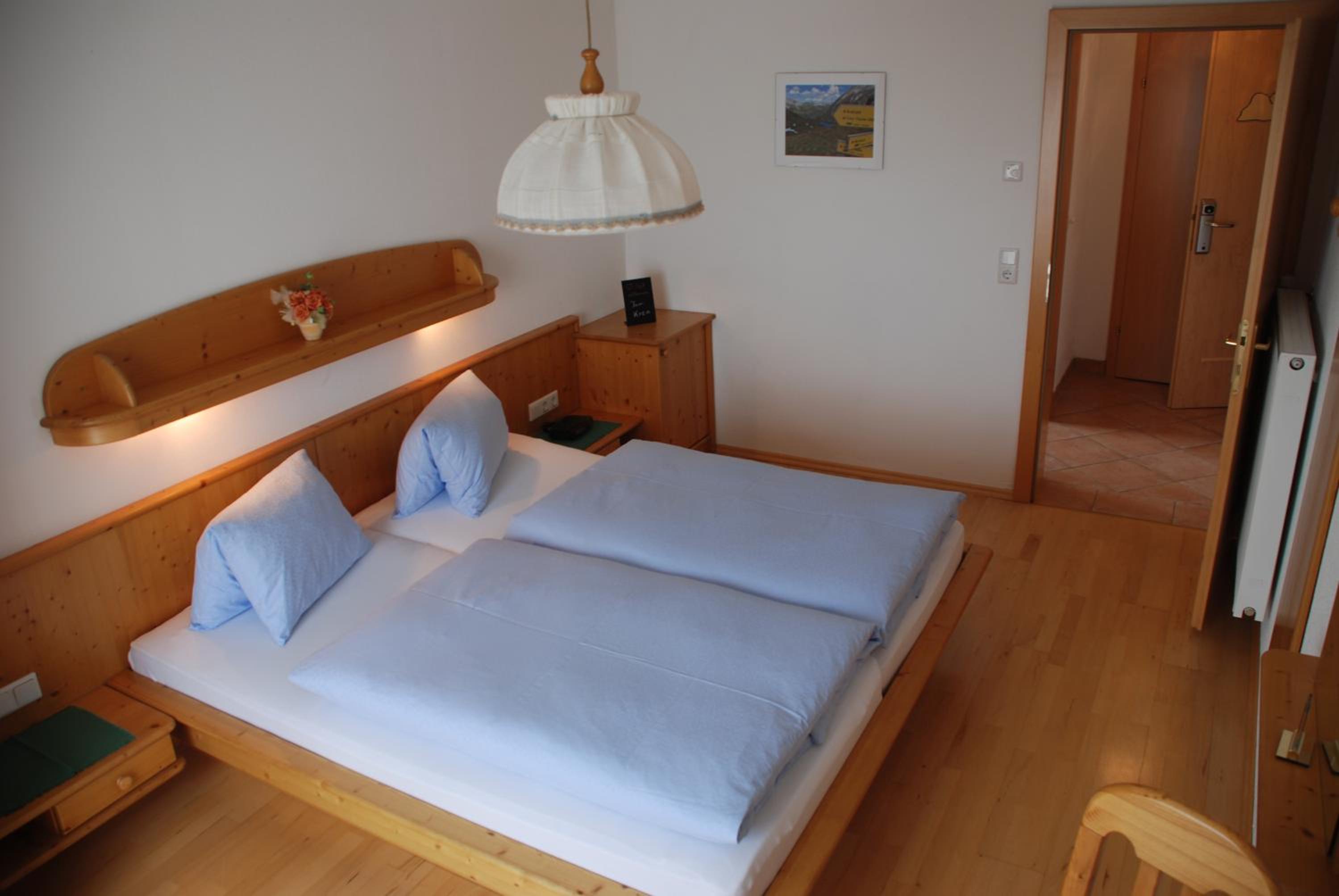 Double Room - Photo 5