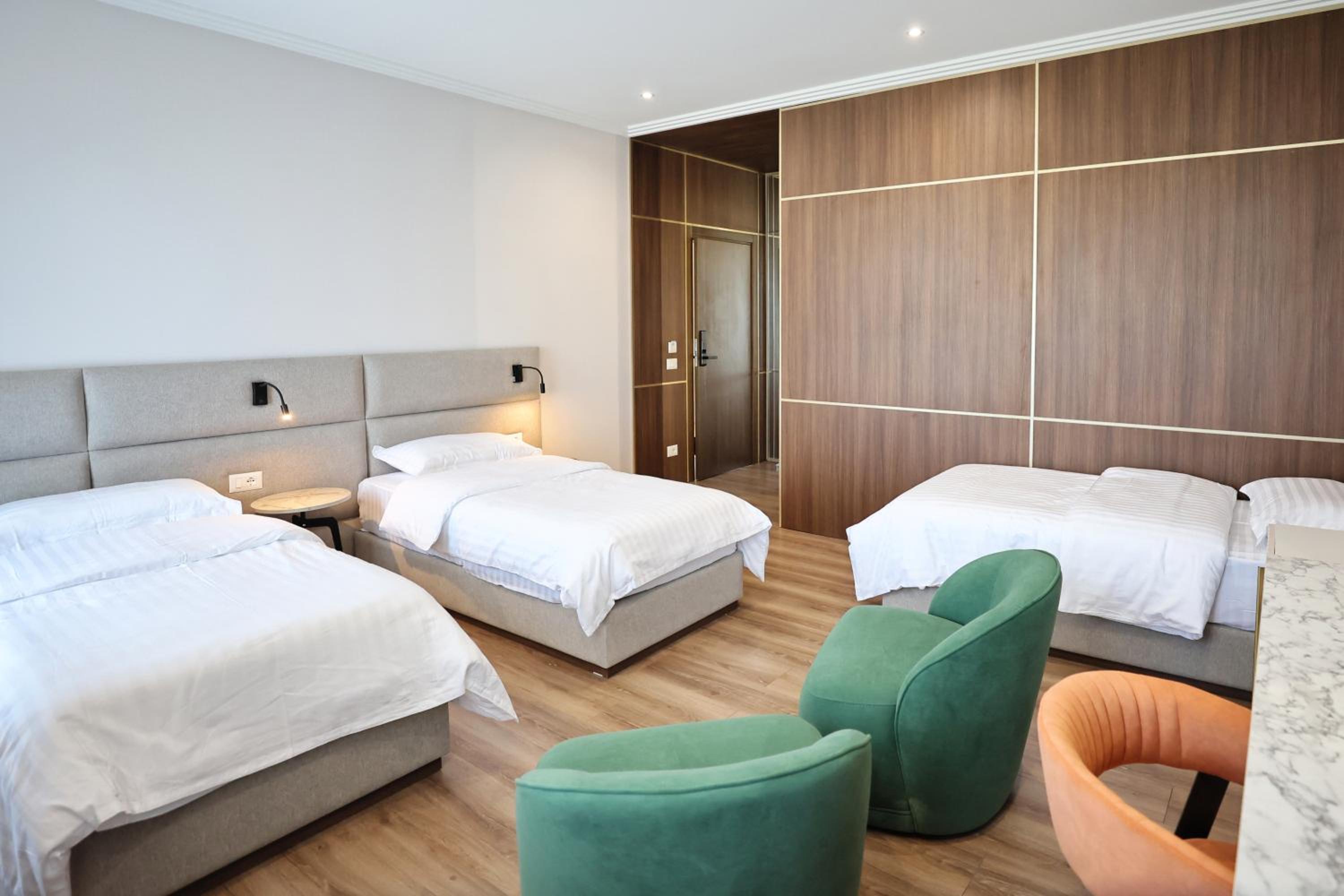 Deluxe Triple Room