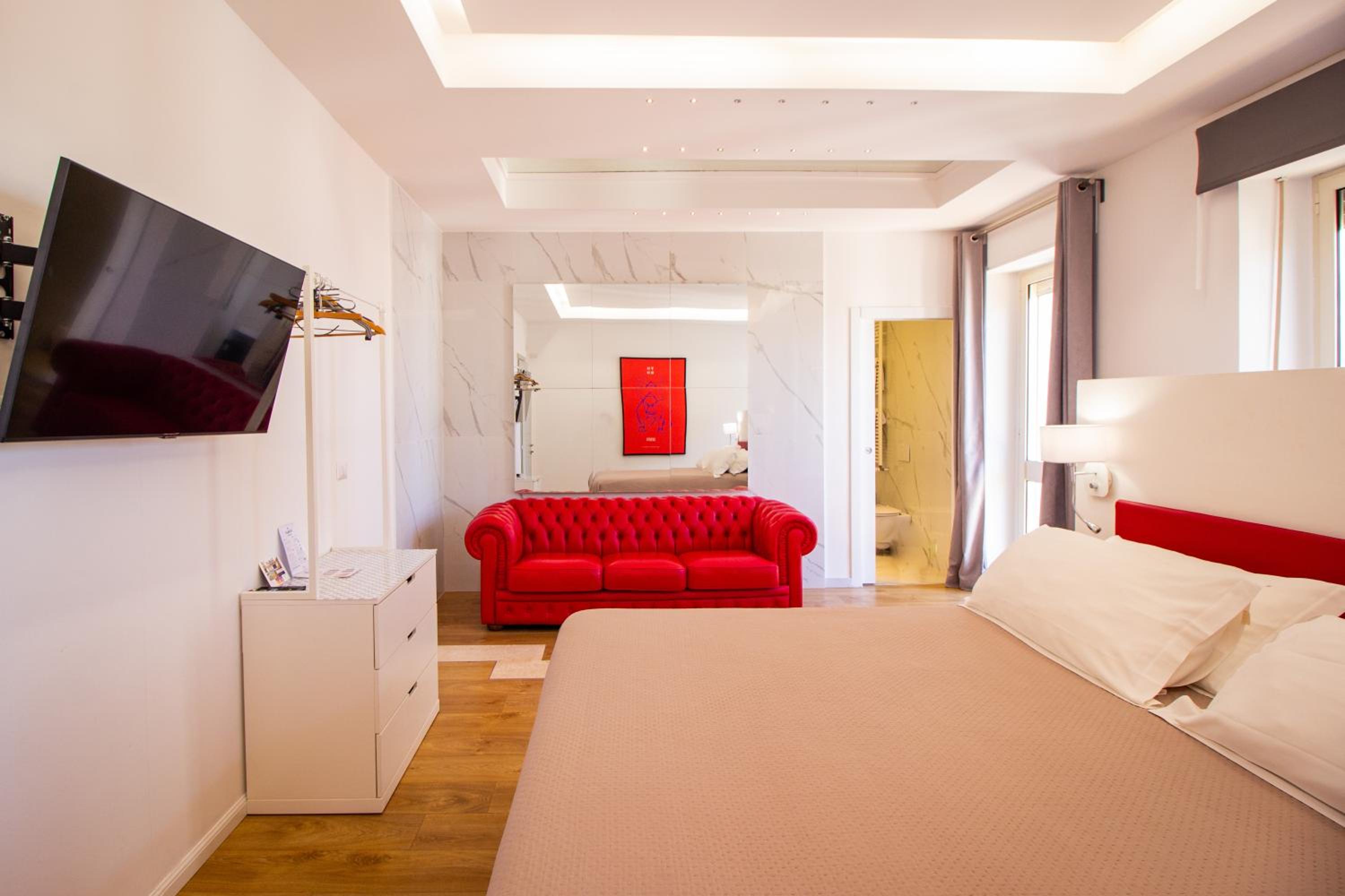Junior Suite with Balcony photo 2