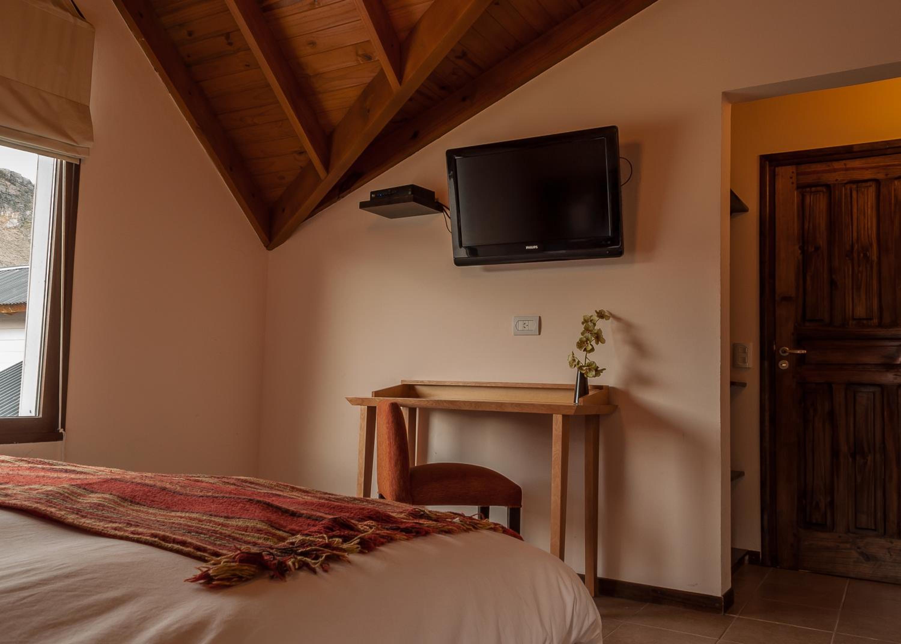 Standard Double or Twin Room photo 2
