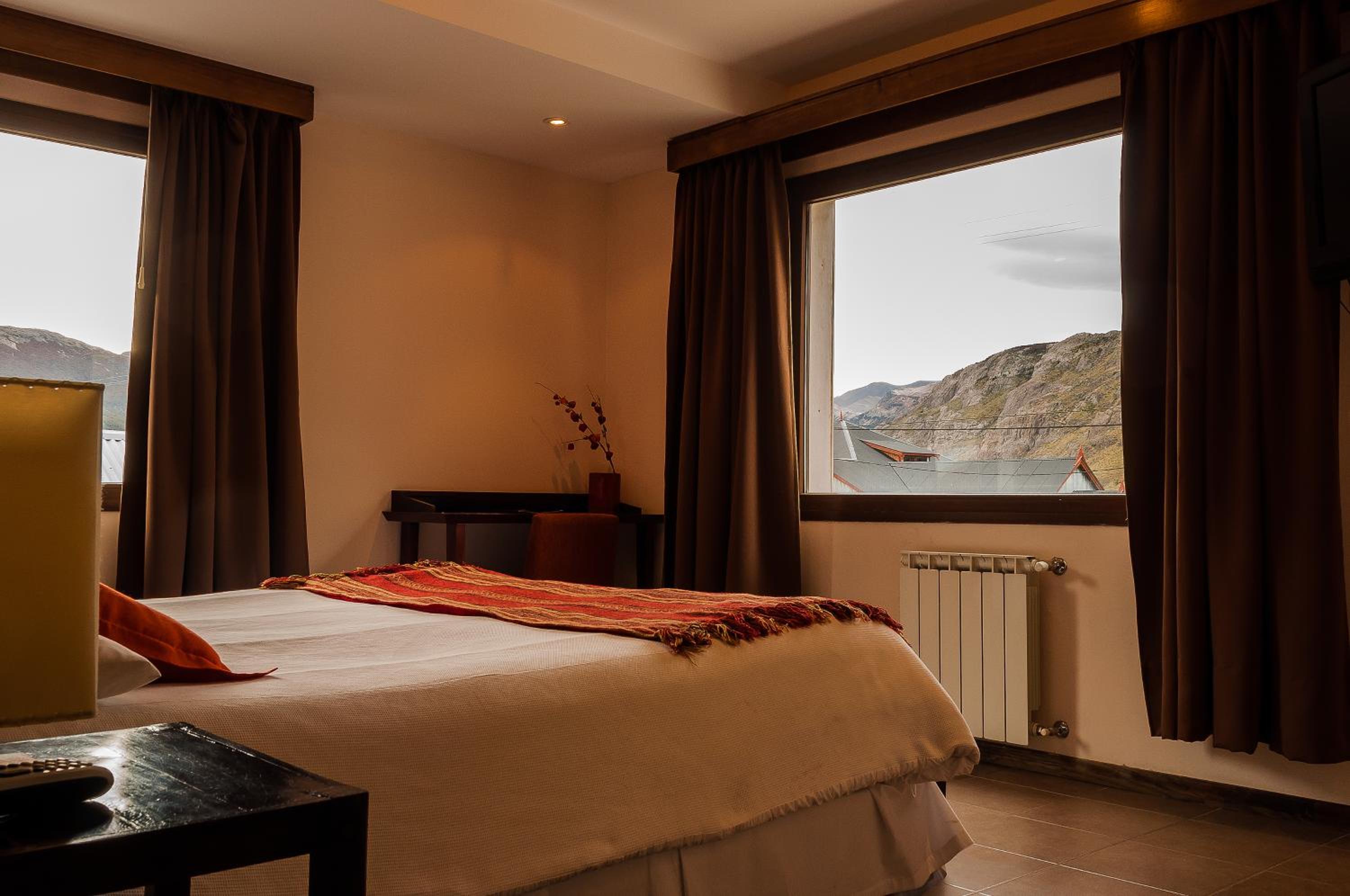 Superior Double or Twin Room photo 2