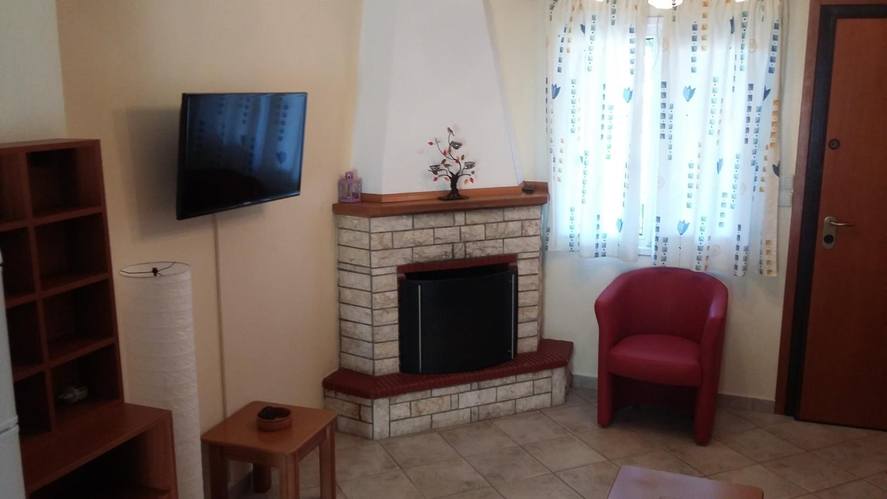 Maisonette photo 1