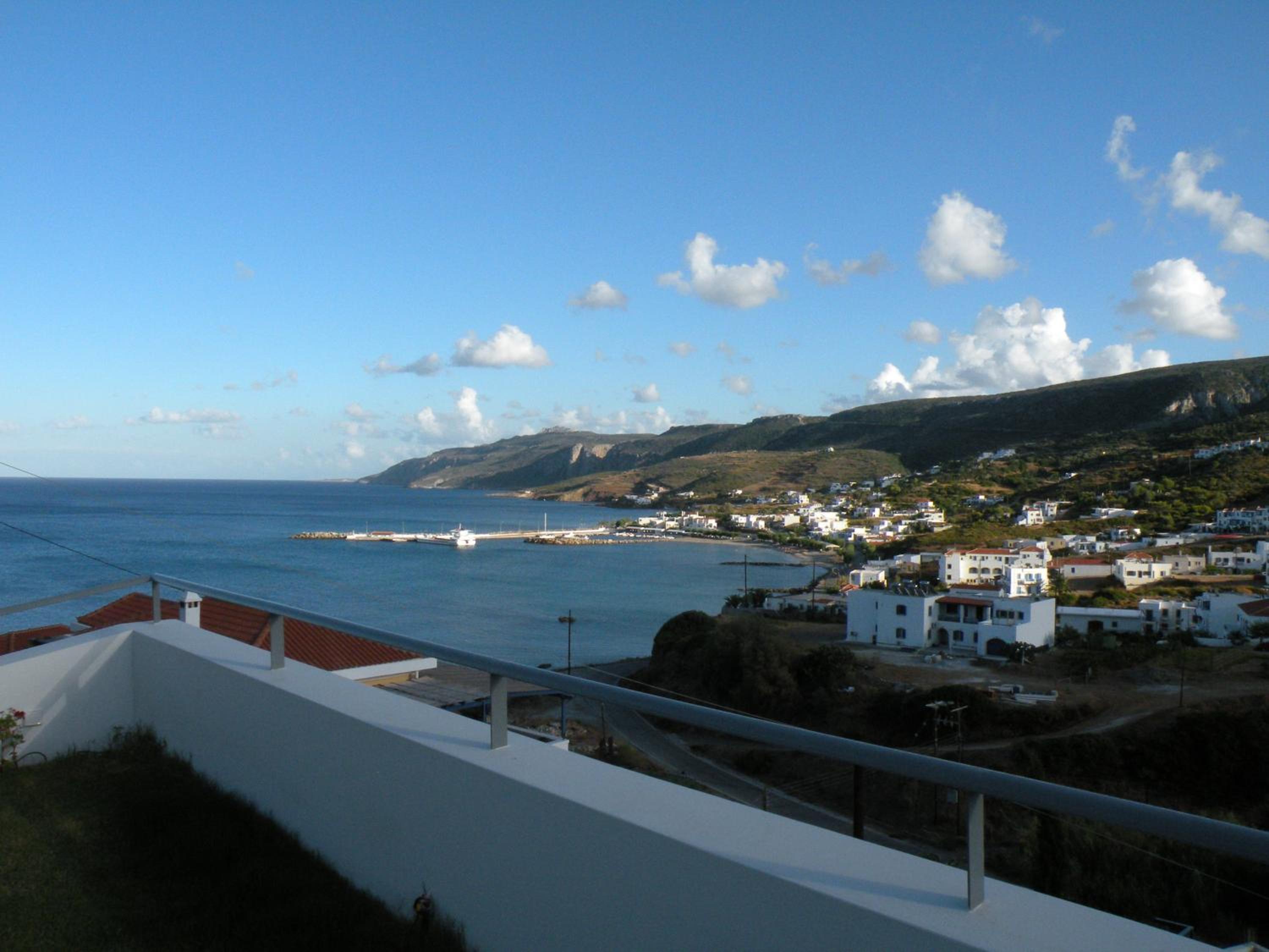 Deluxe Double Room with Balcony and Sea View photo 3