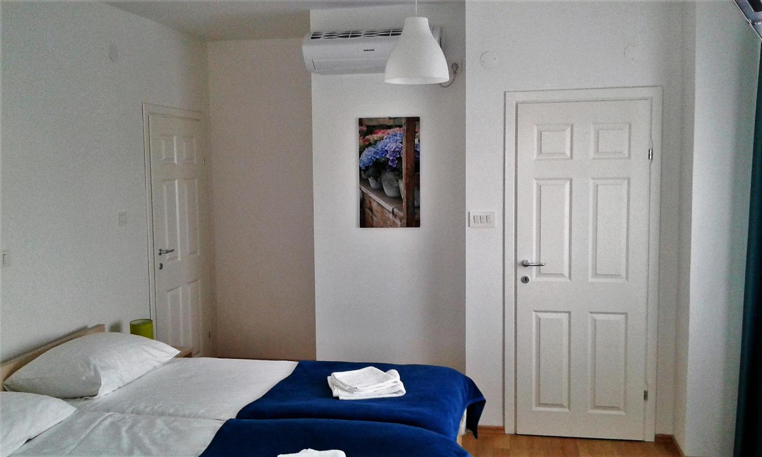 Standard Twin Room photo 1
