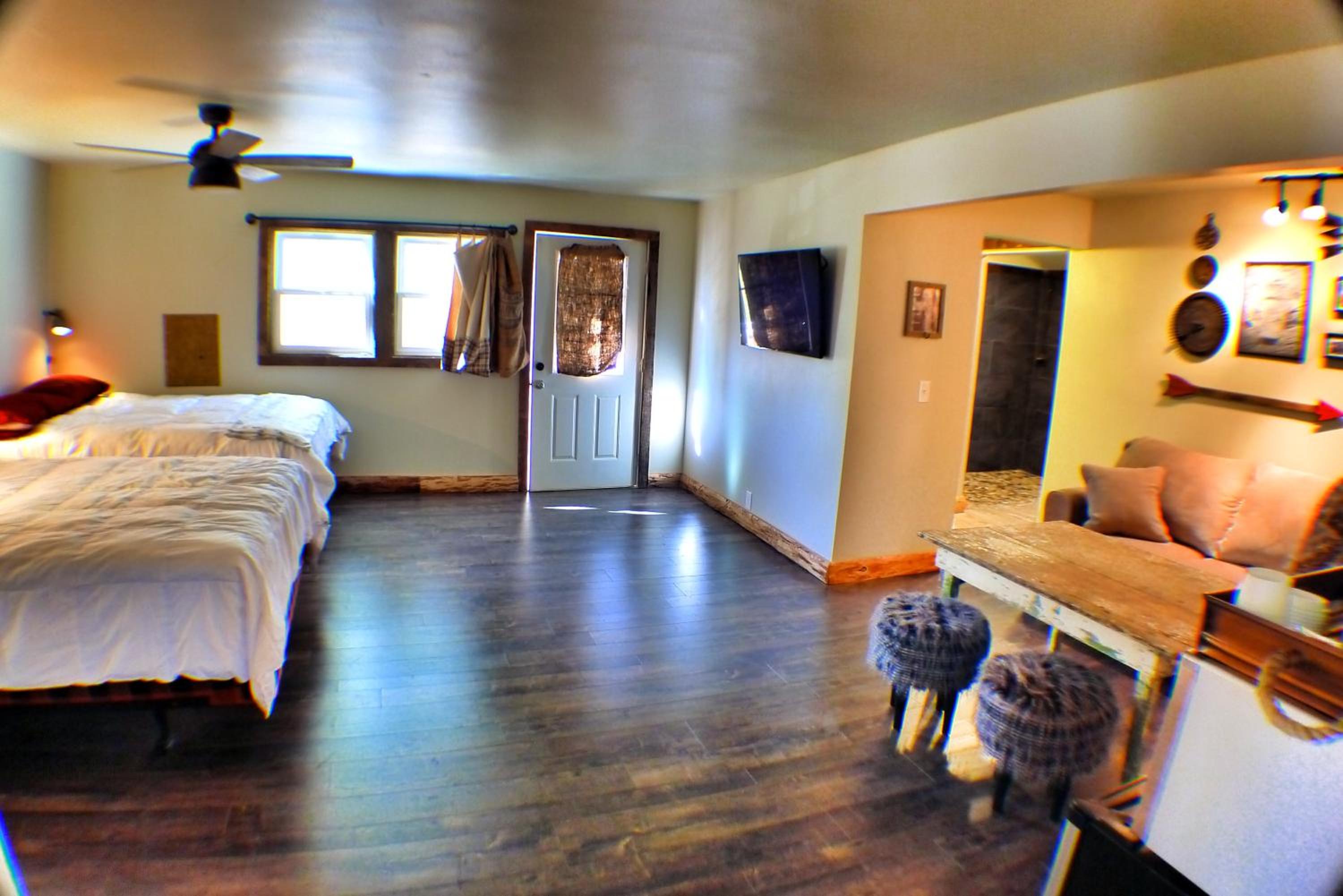 Deluxe Queen Studio with Two Queen Beds #9 - Photo 8