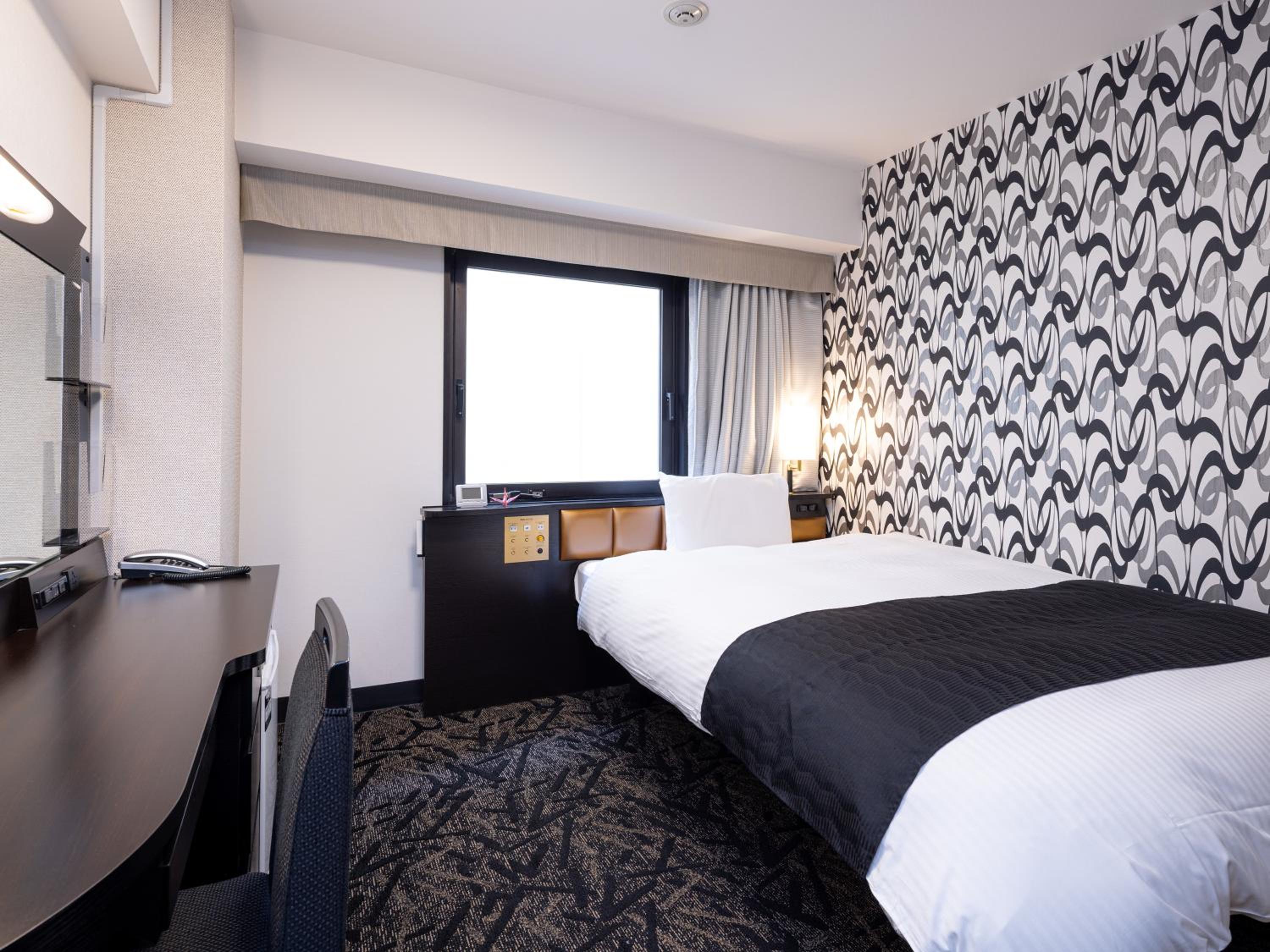 Single Room with Fitness Access - Non-Smoking