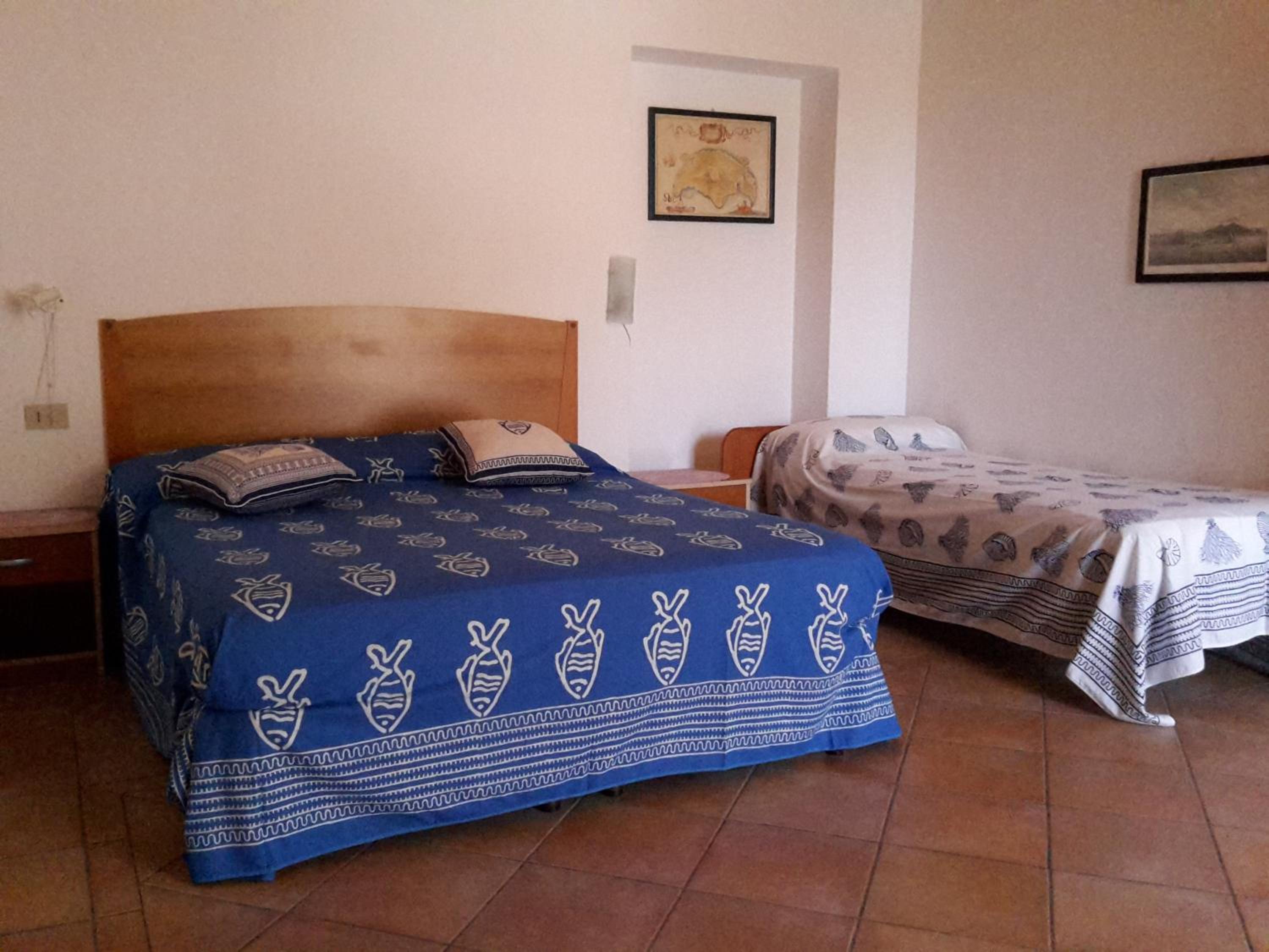 One-Bedroom House photo 1