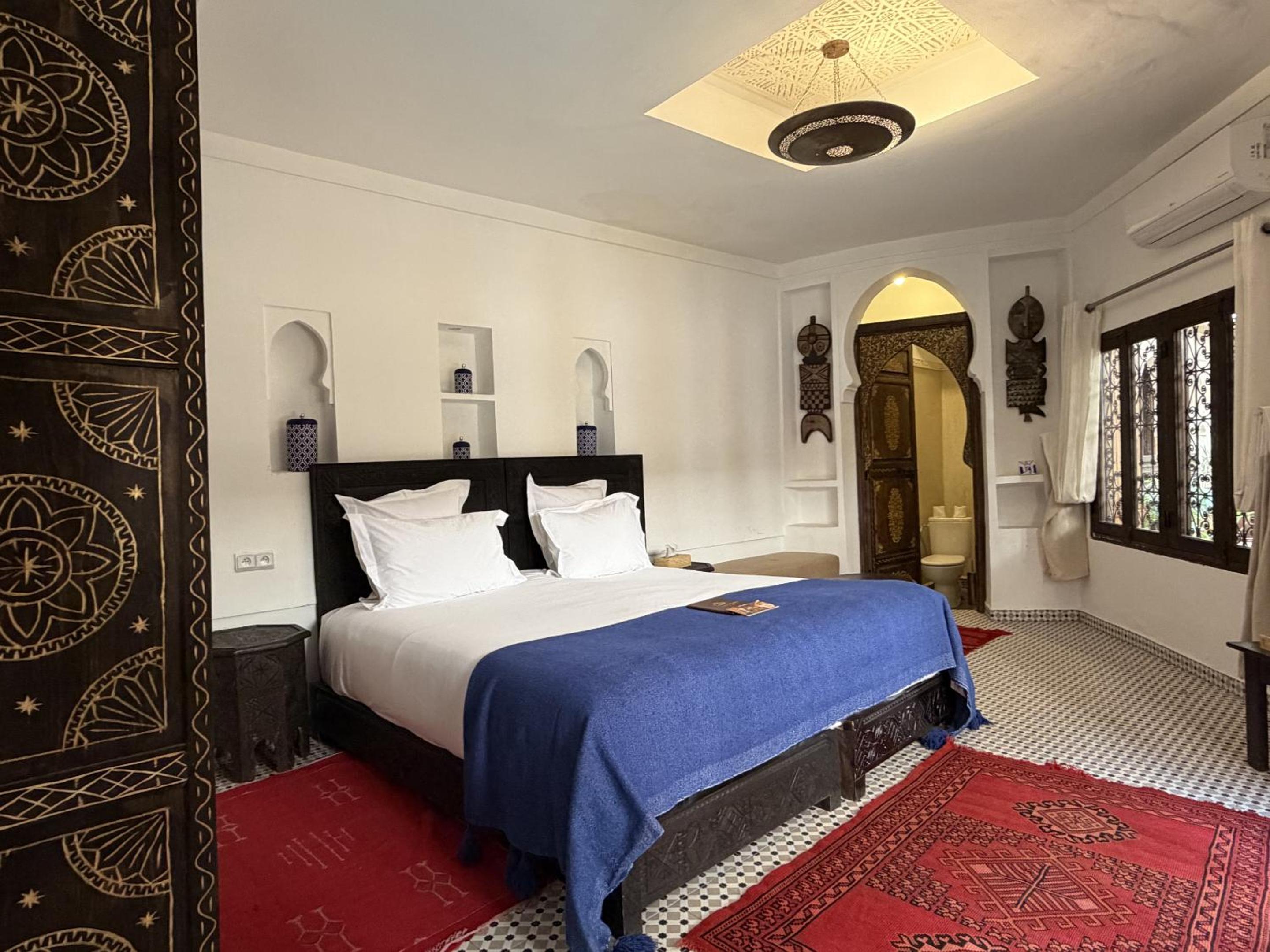 Double or Twin Room with Private Bathroom