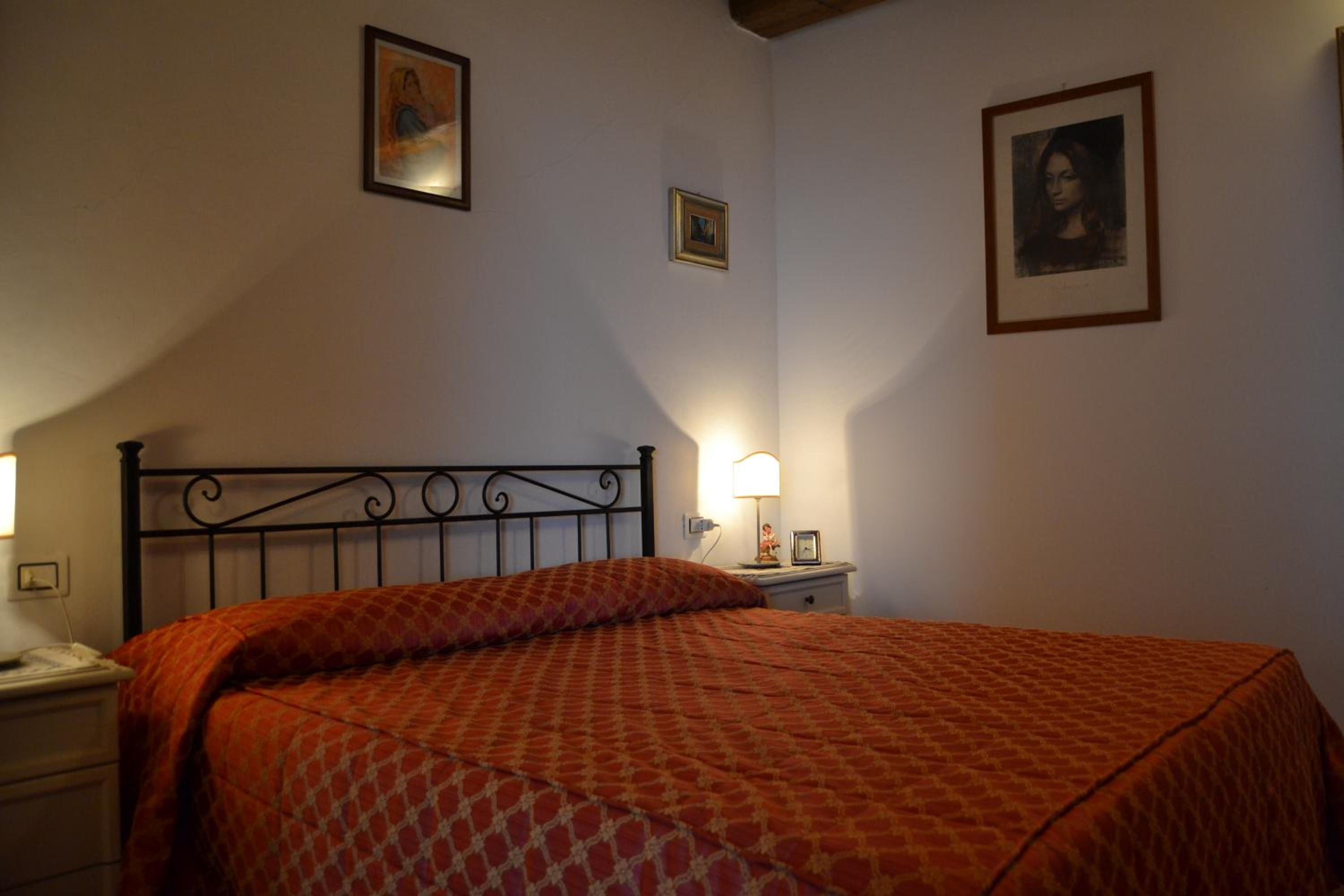 Double or Twin Room photo 1