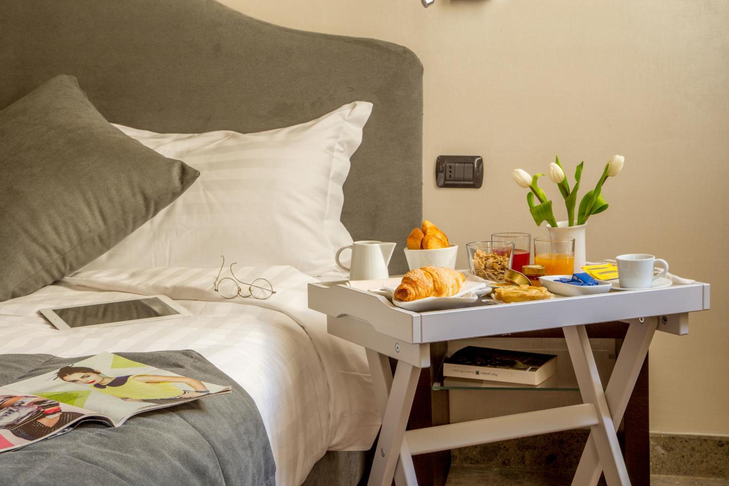 Deluxe Double or Twin Room photo 2