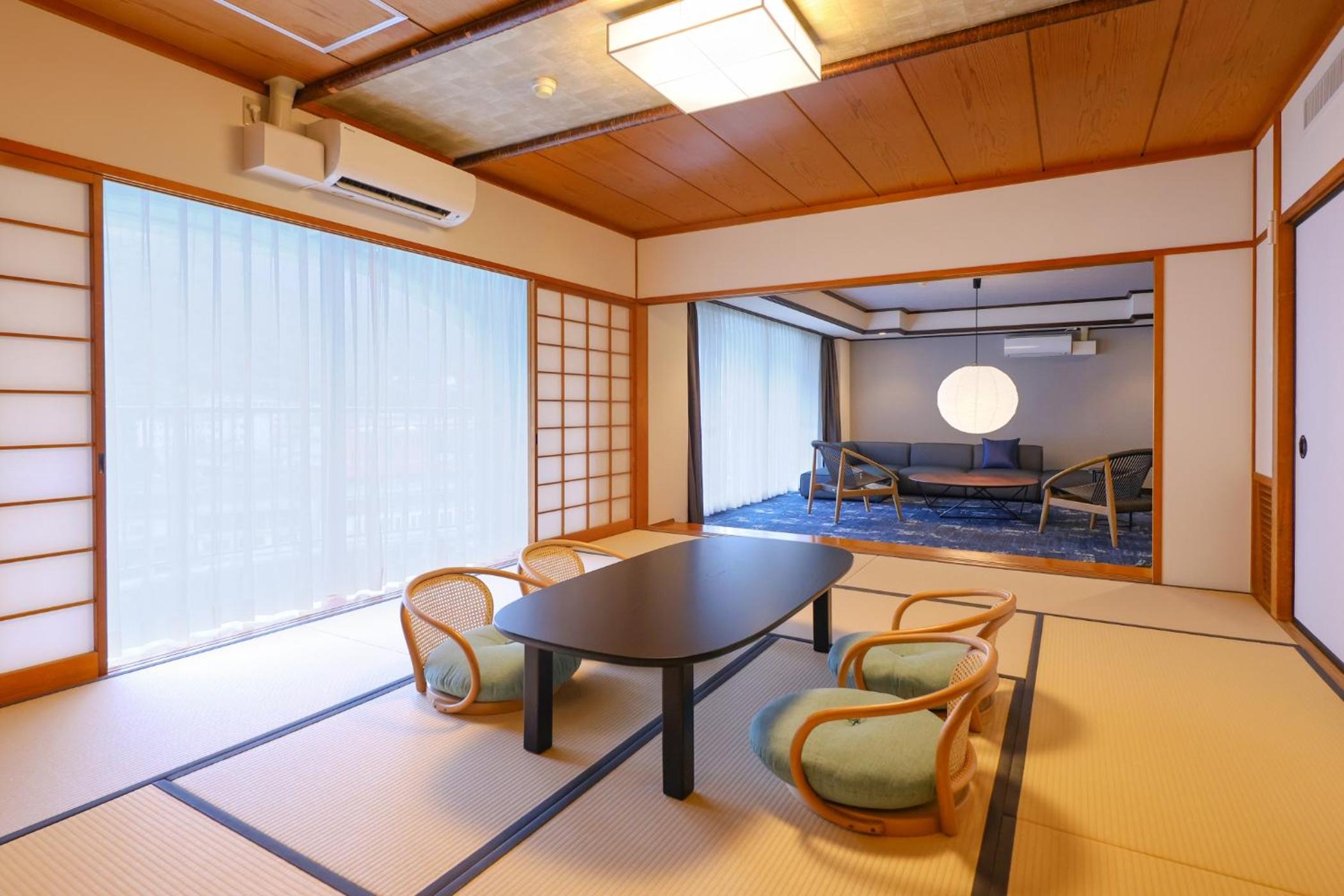 Suite Japanese-Style Room 85 sqm & Twin Room - Shower Only - Non-Smoking