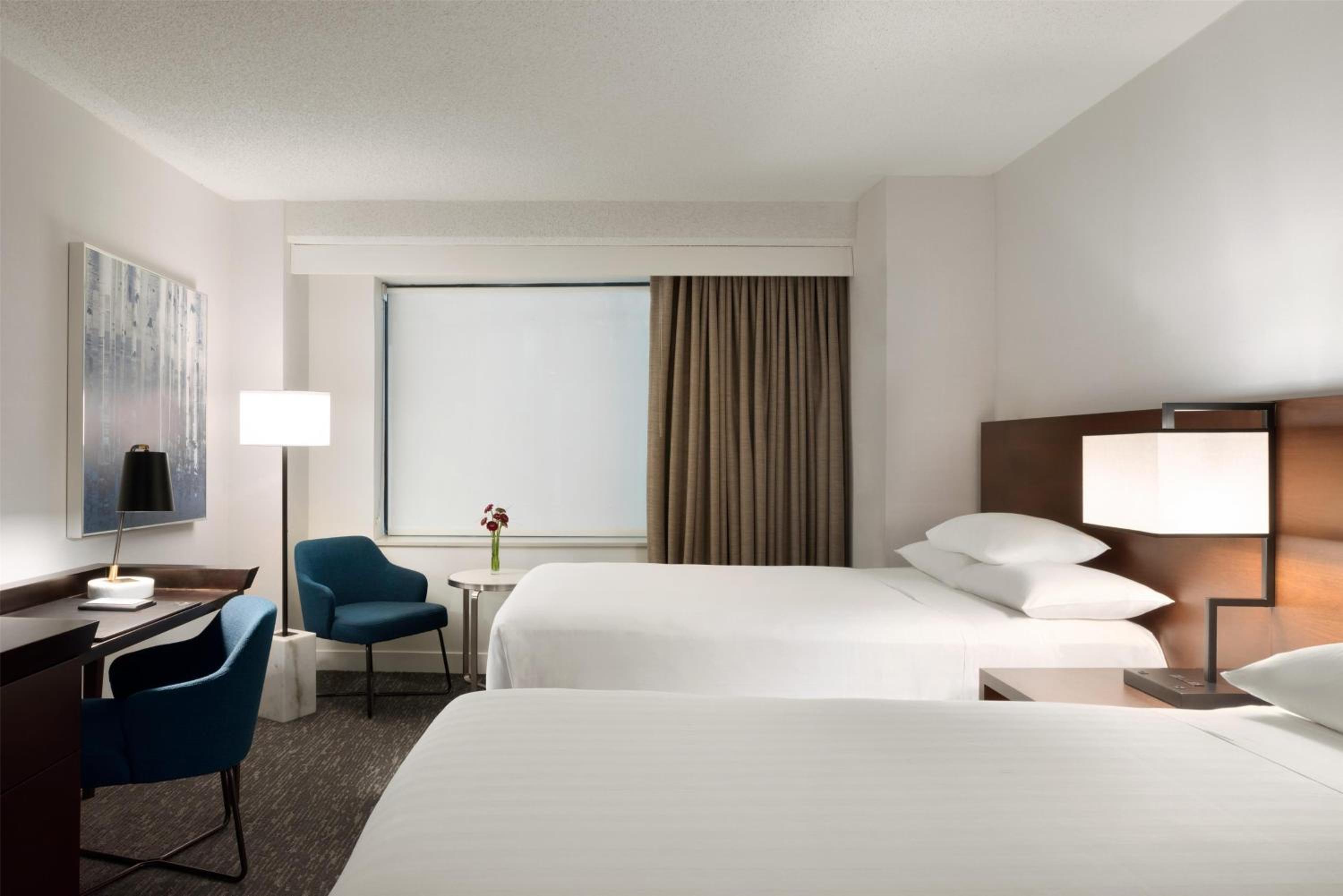Double Room with Two Double Beds - High Floor - Photo 1