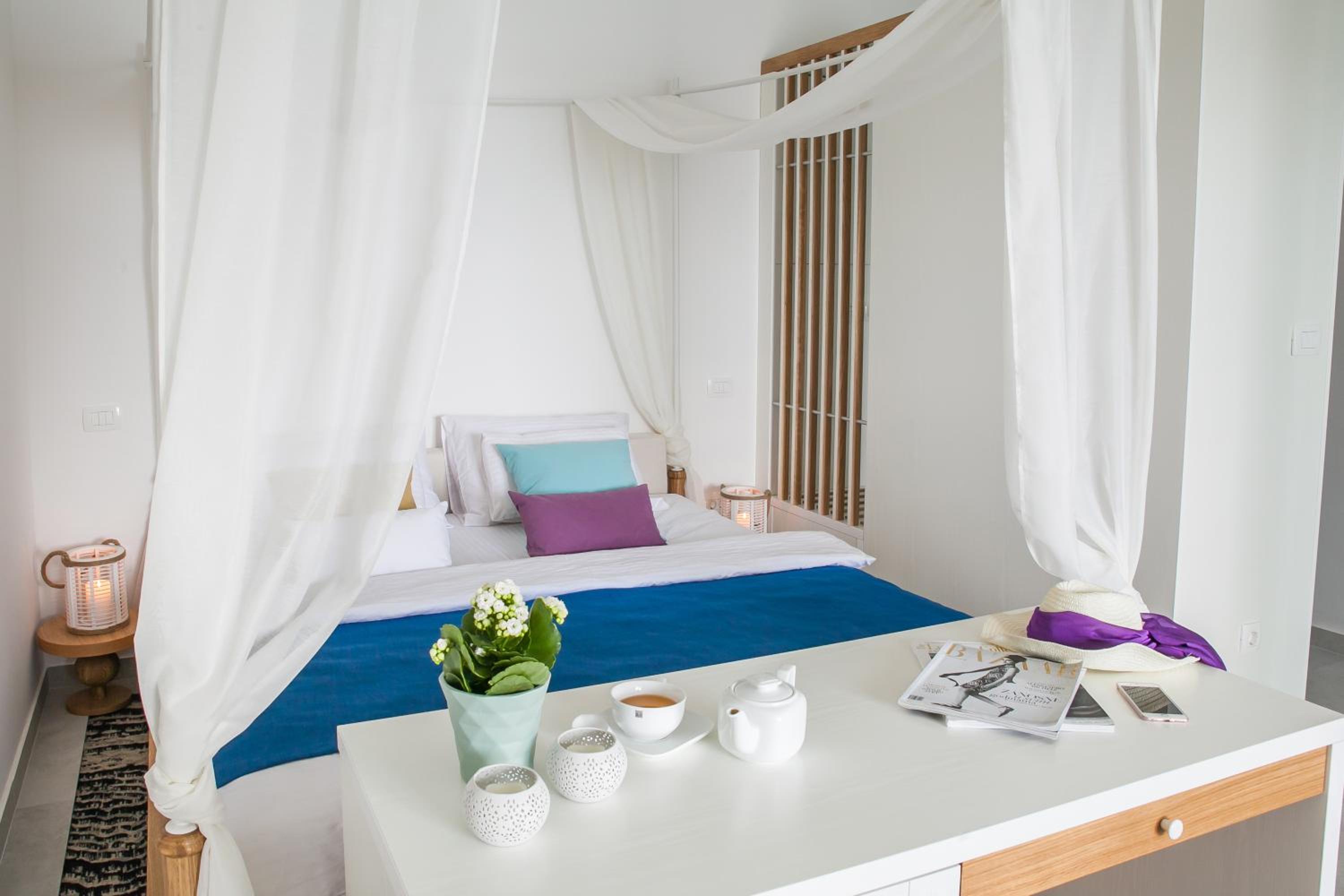 Superior Double Room with Balcony and Sea View