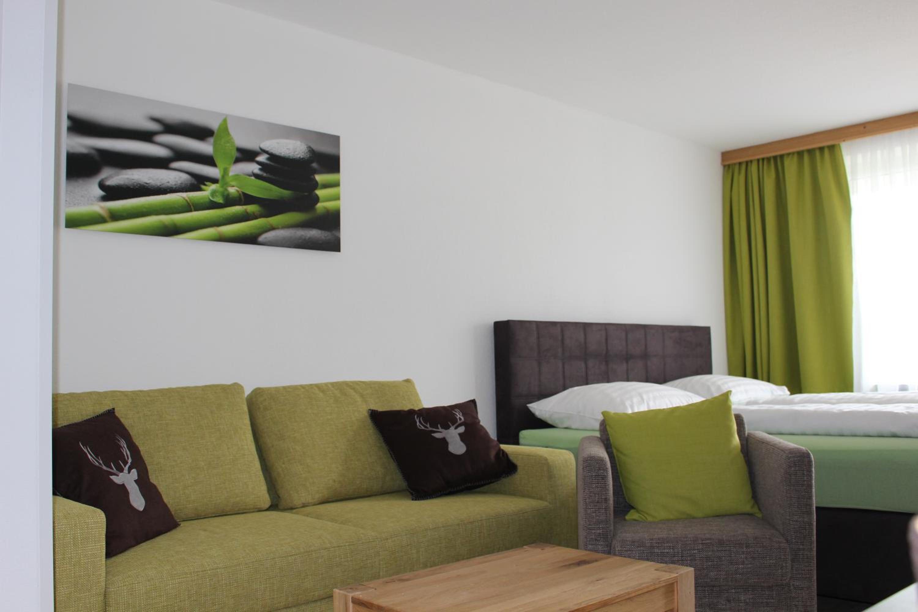 Studio Apartment photo 1