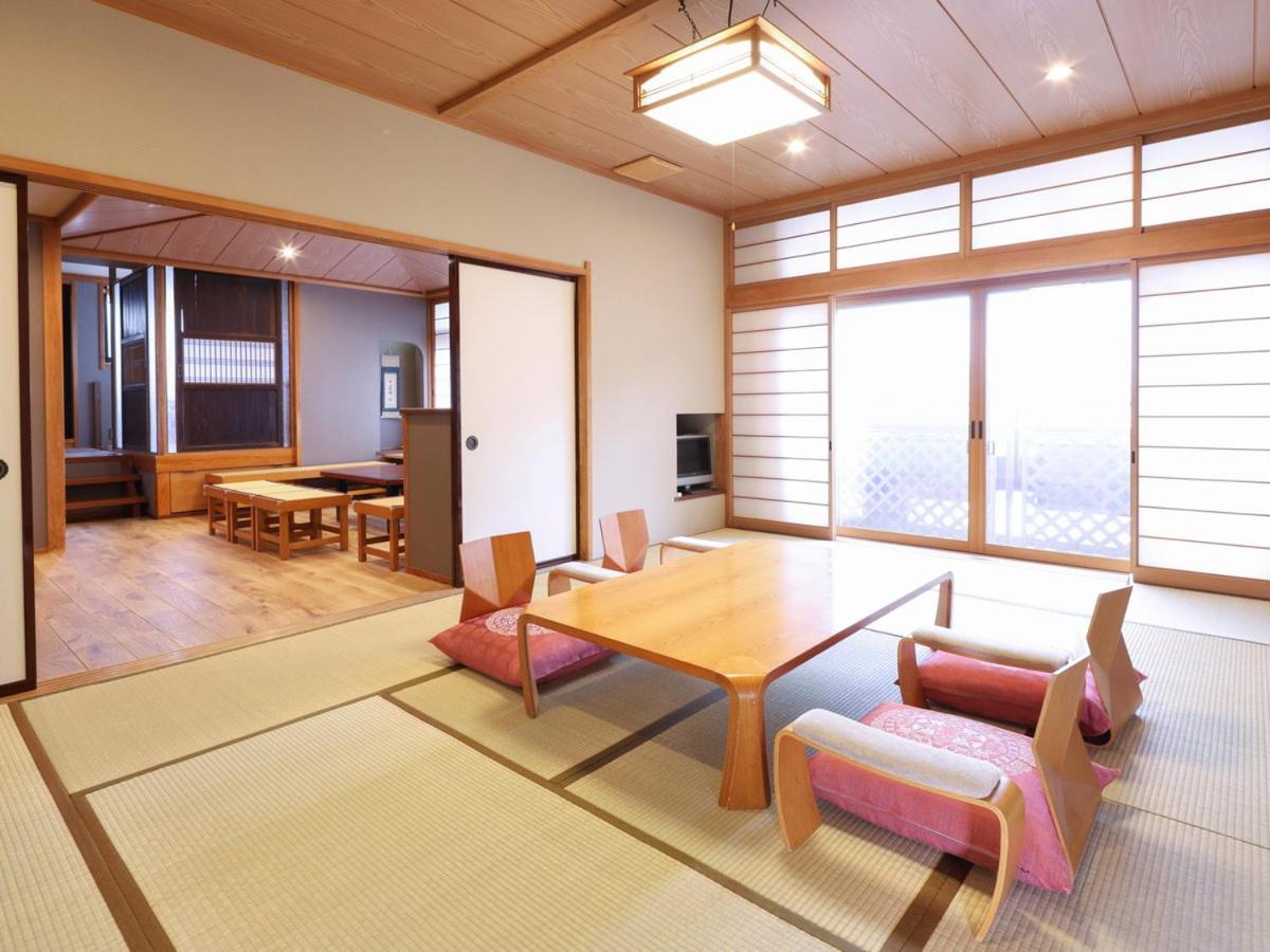 Suite with Spa Bath