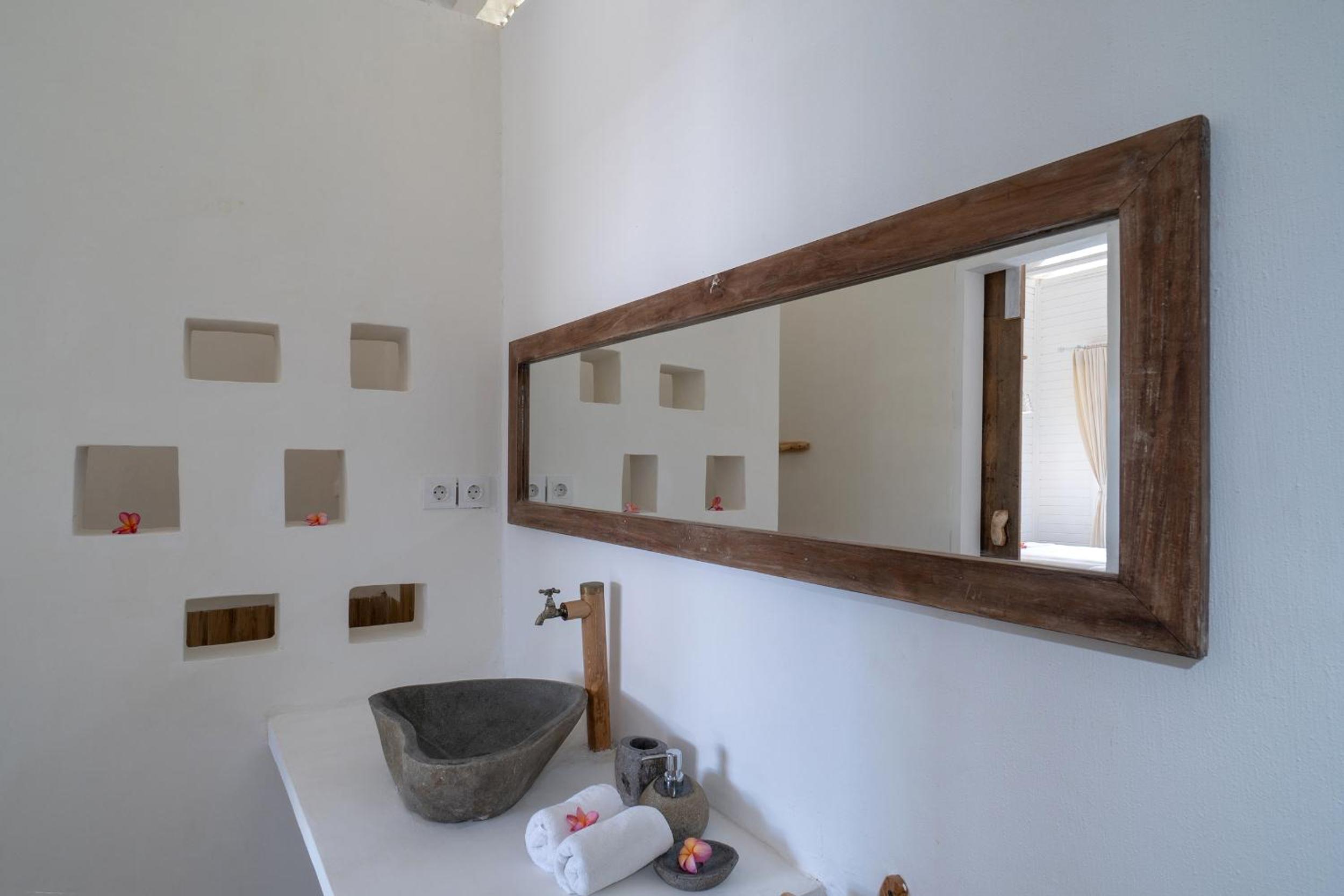 Deluxe Twin Room - Photo 2
