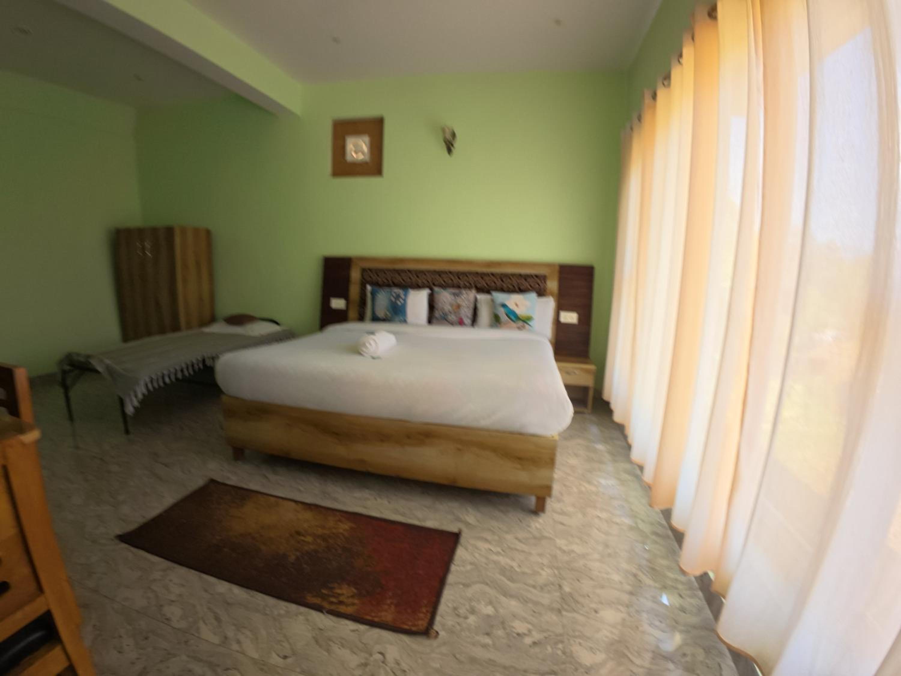 King Room with Mountain View