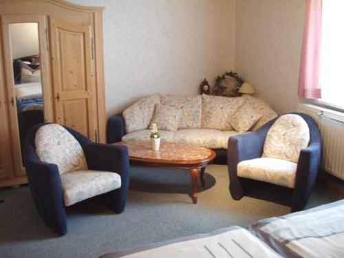 Standard Double Room photo 2
