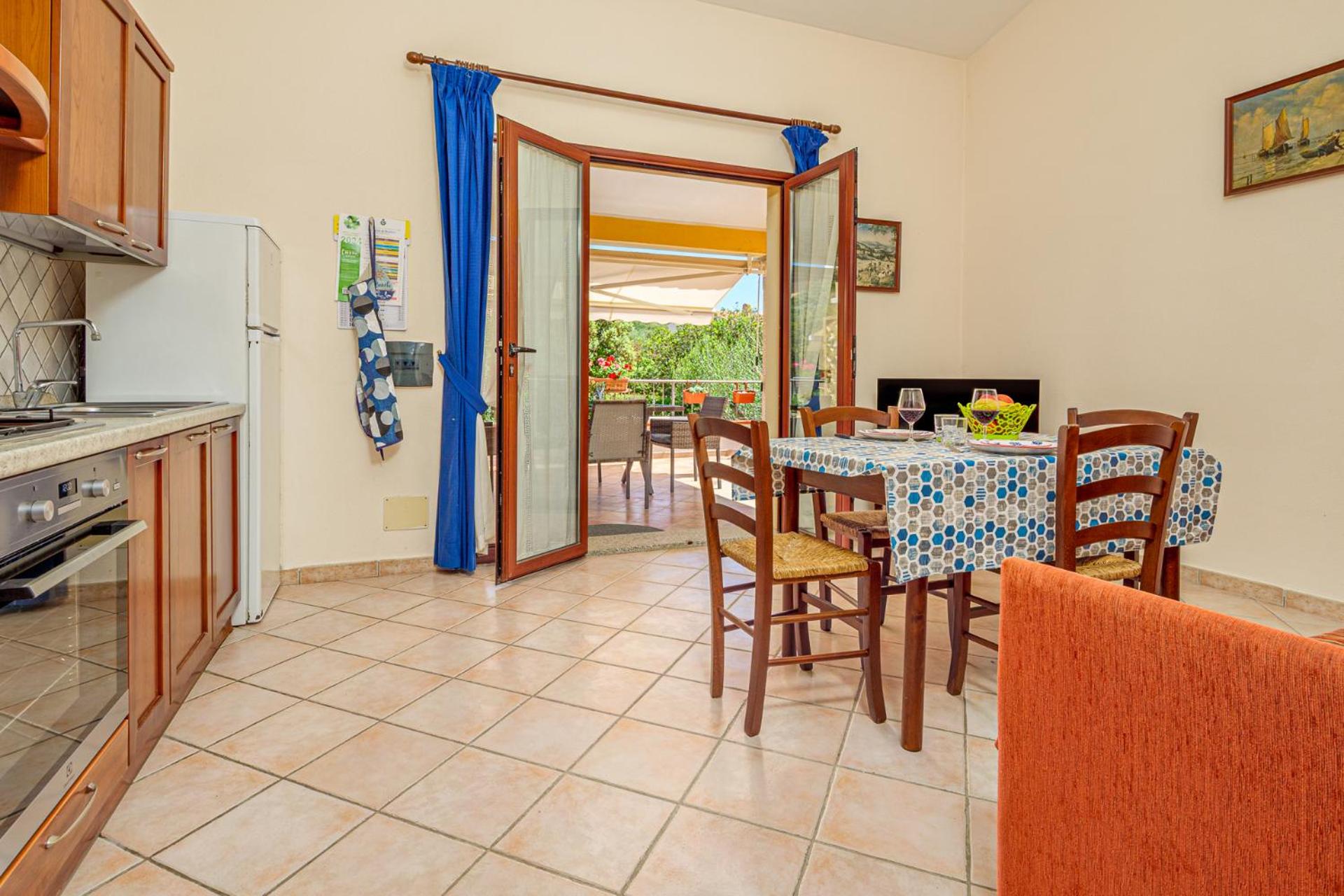 Apartment with Garden View