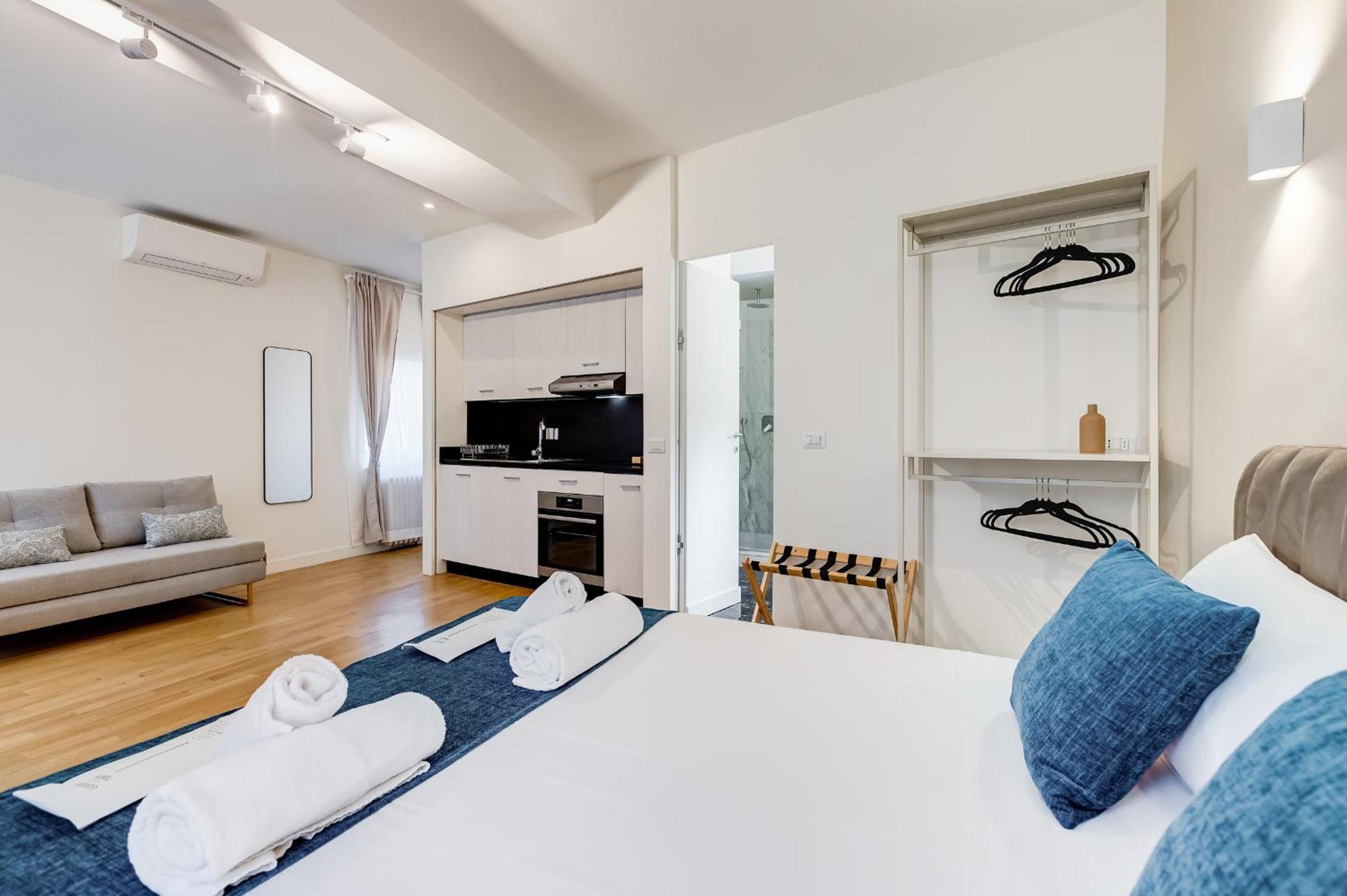 One-Bedroom Apartment