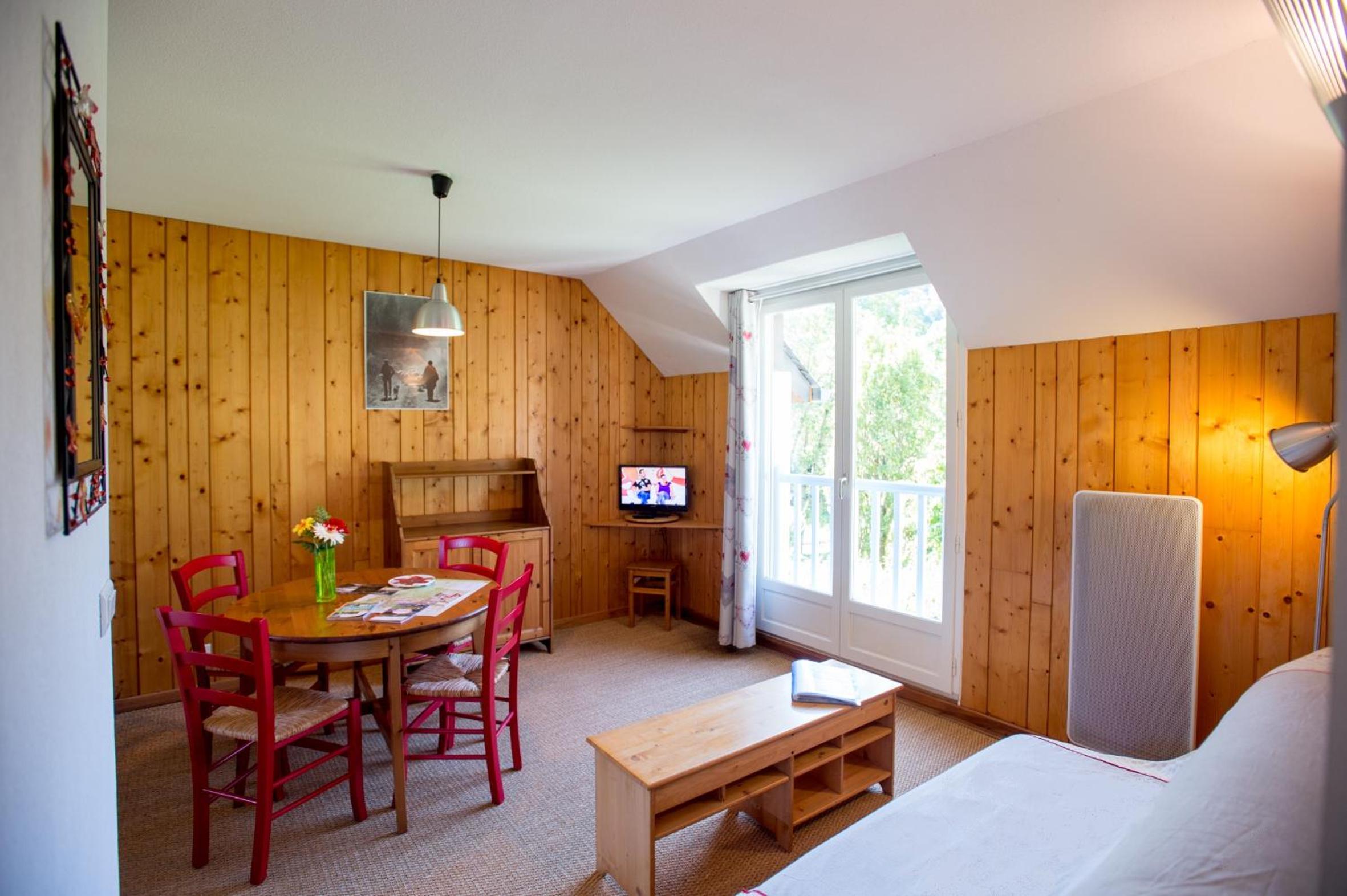 One-Bedroom Family Apartment