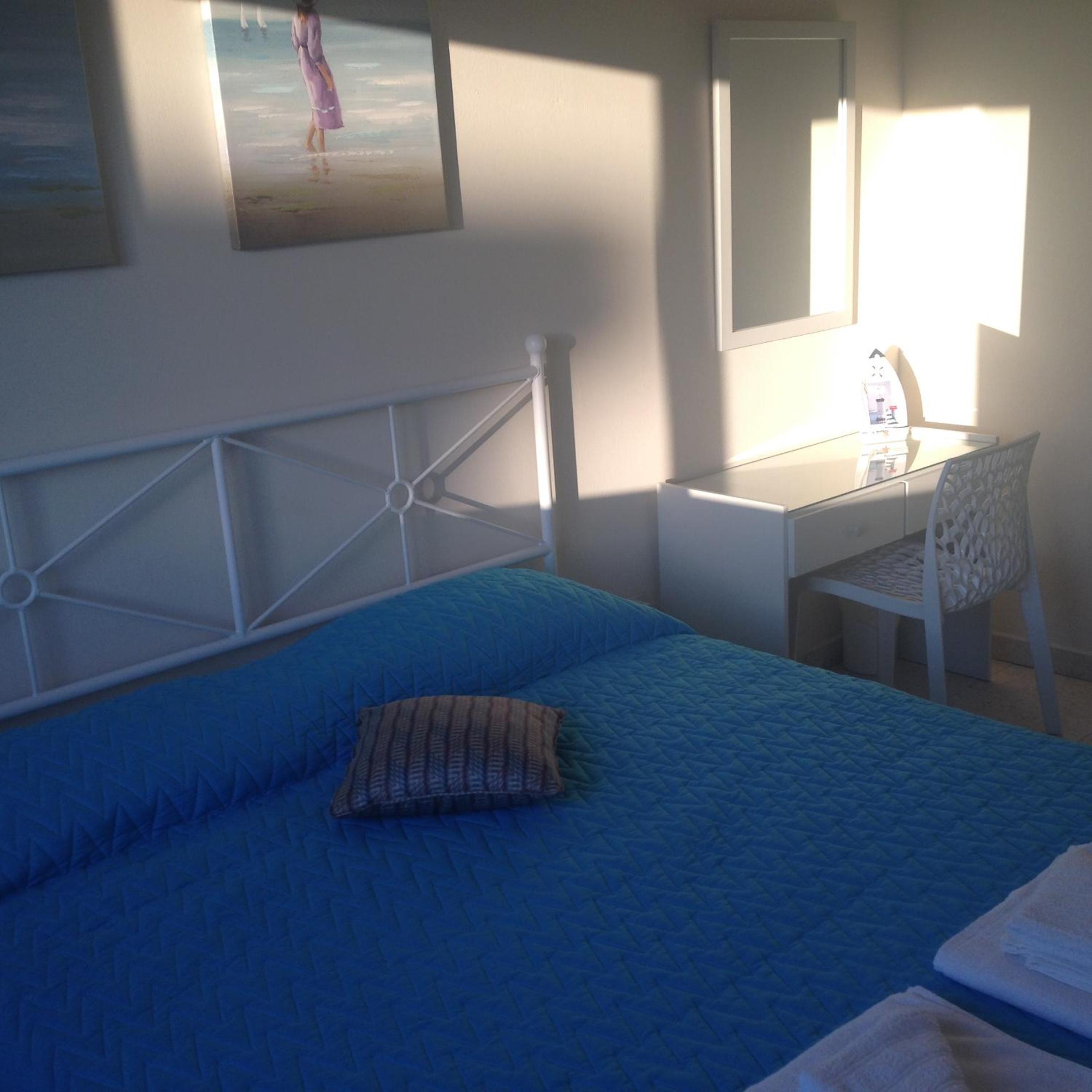 One-Bedroom Apartment with Inland View (First Floor) photo 3