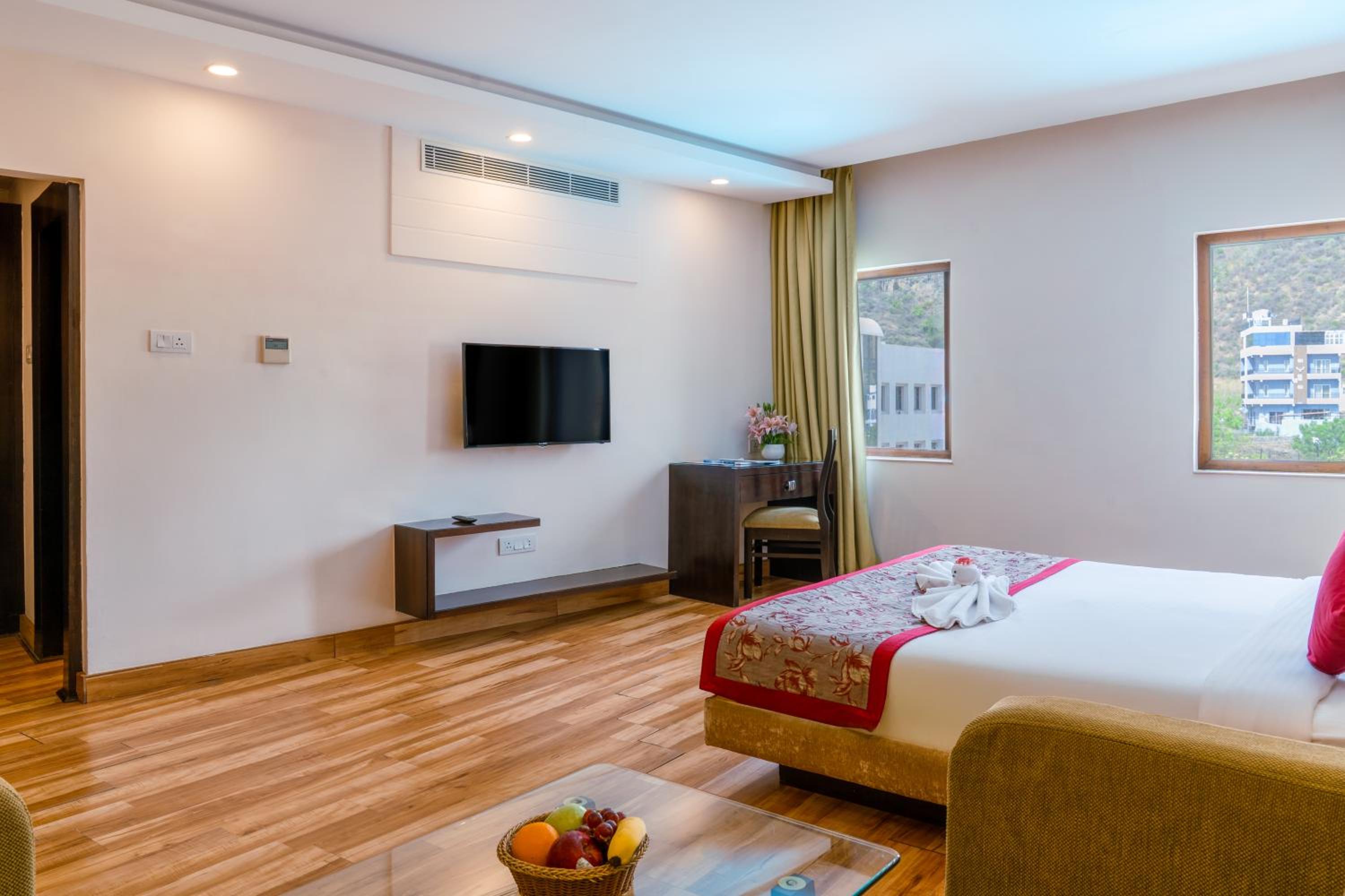 Double Room with Pool View photo 1