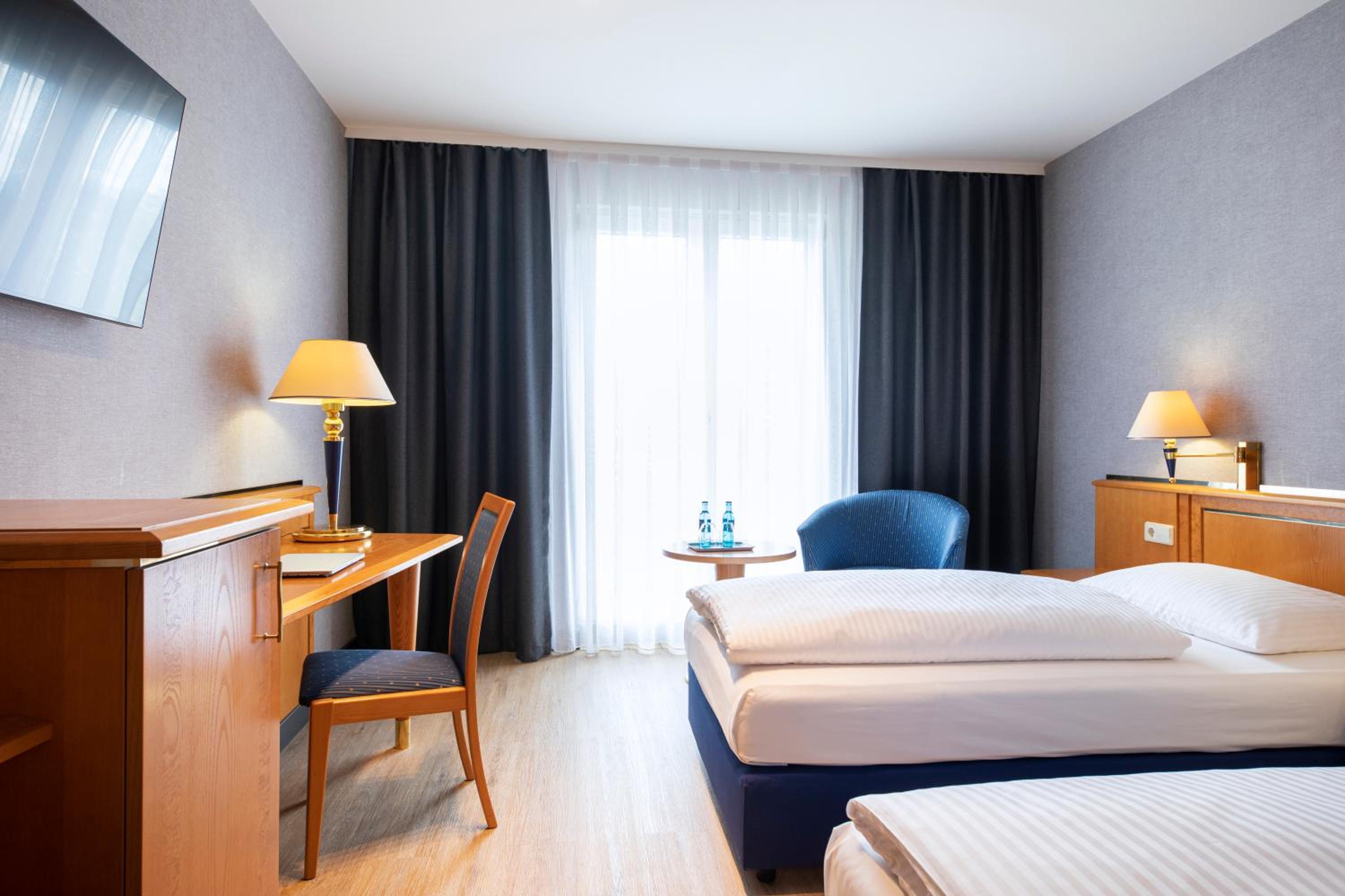 Economy Double or Twin Room - Photo 8