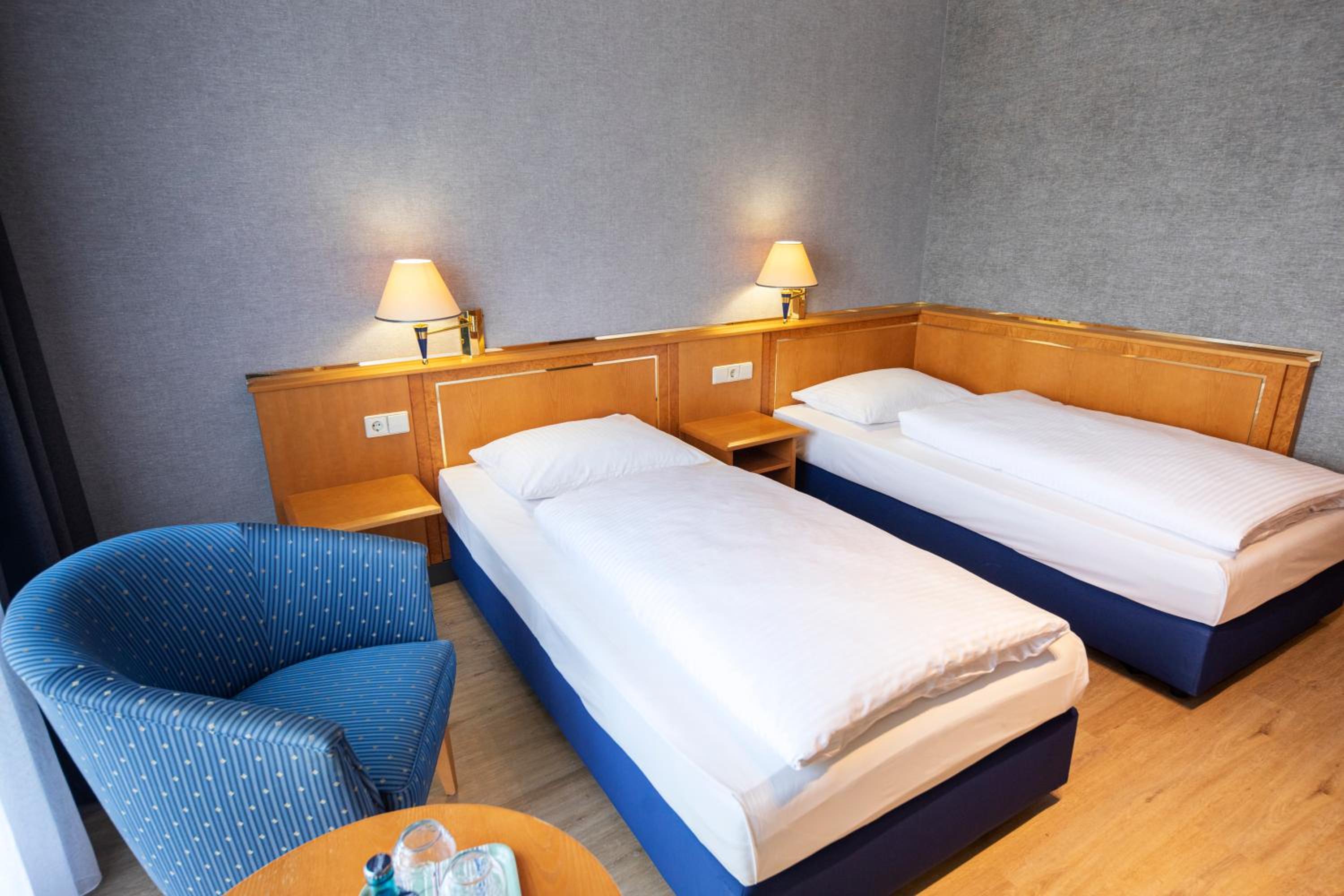 Economy Double or Twin Room - Photo 11