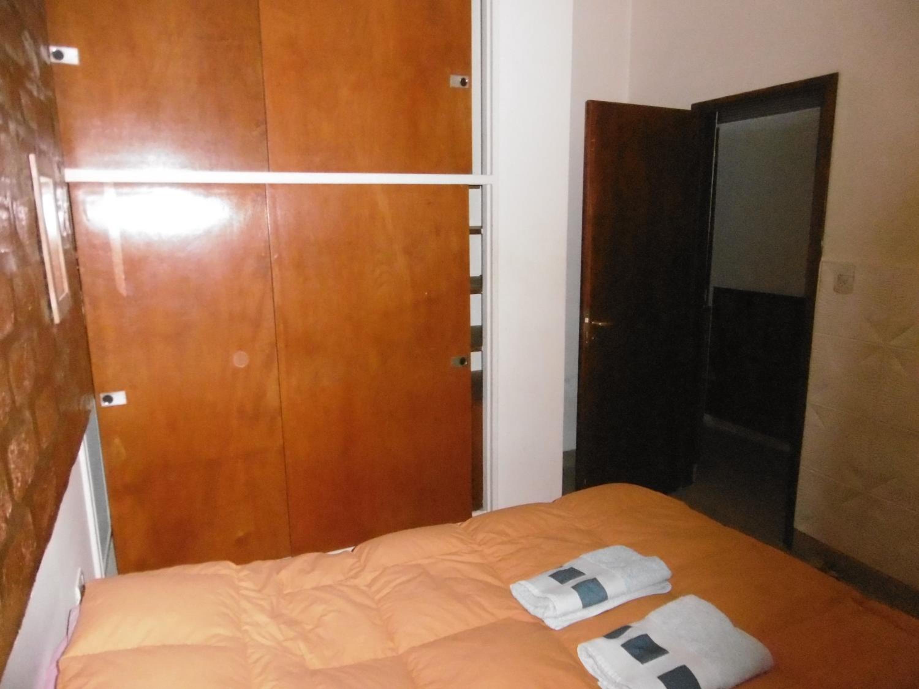 Double Room with Shared Bathroom photo 2