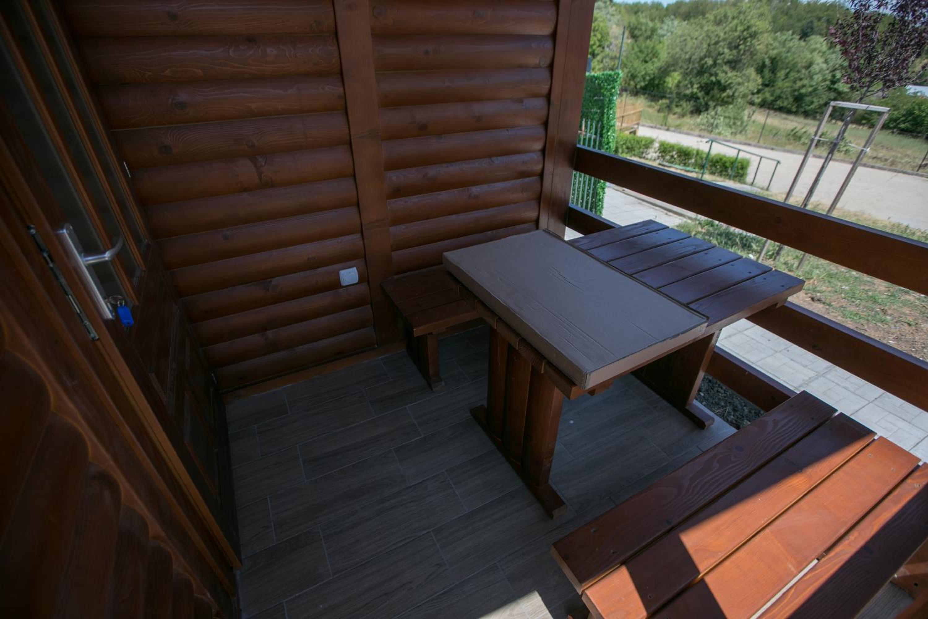 One-Bedroom Bungalow photo 2