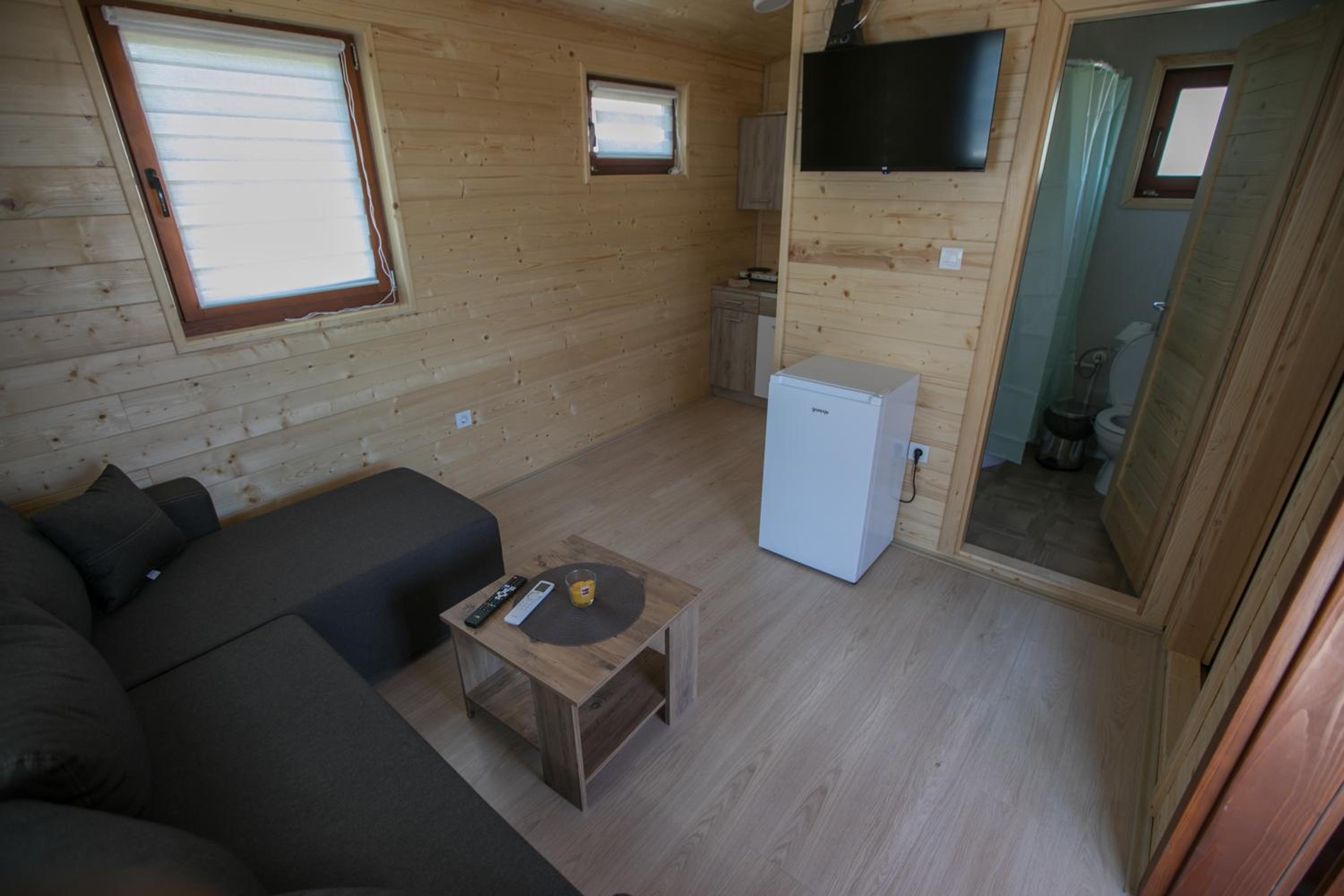 One-Bedroom Bungalow photo 3