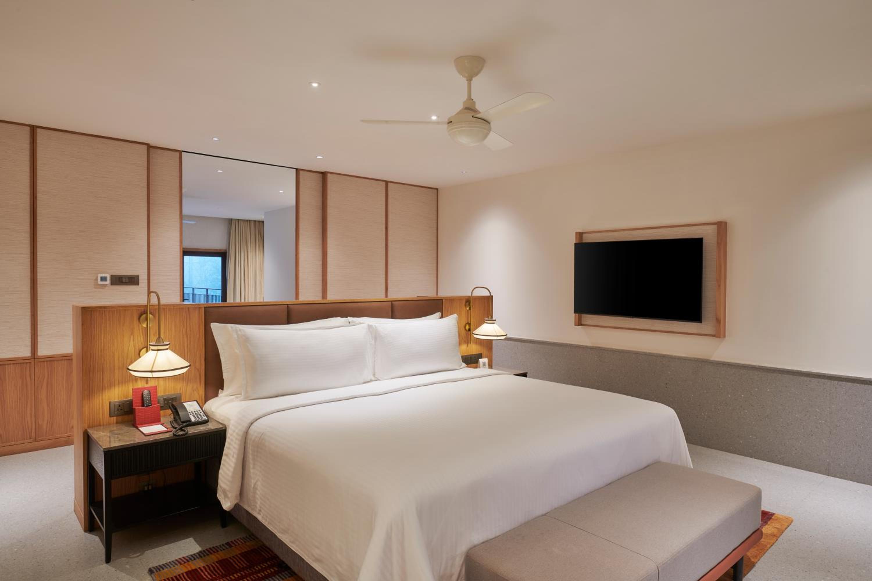 Dukes Suite - Photo 6