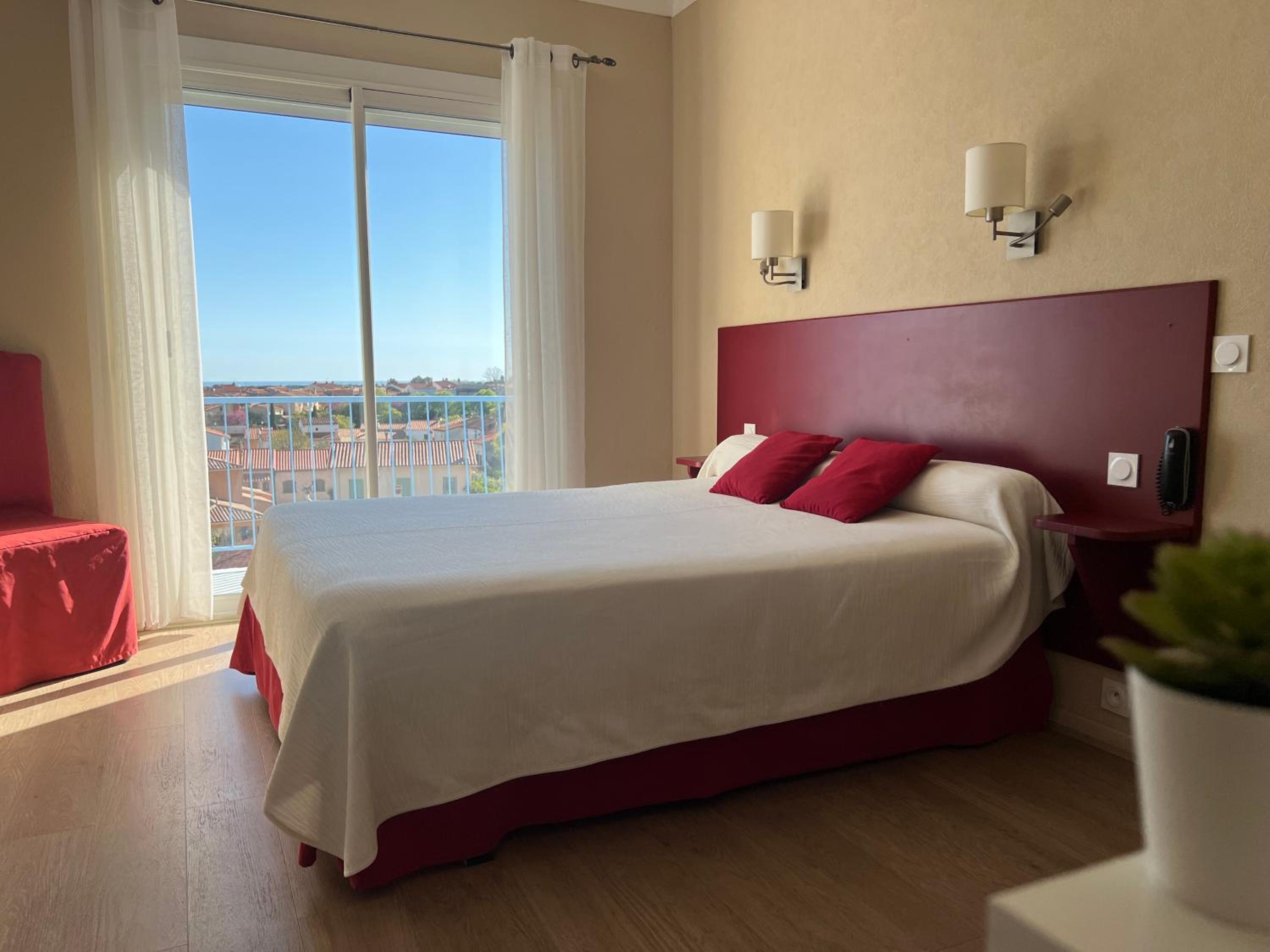 Superior Double Room photo 2