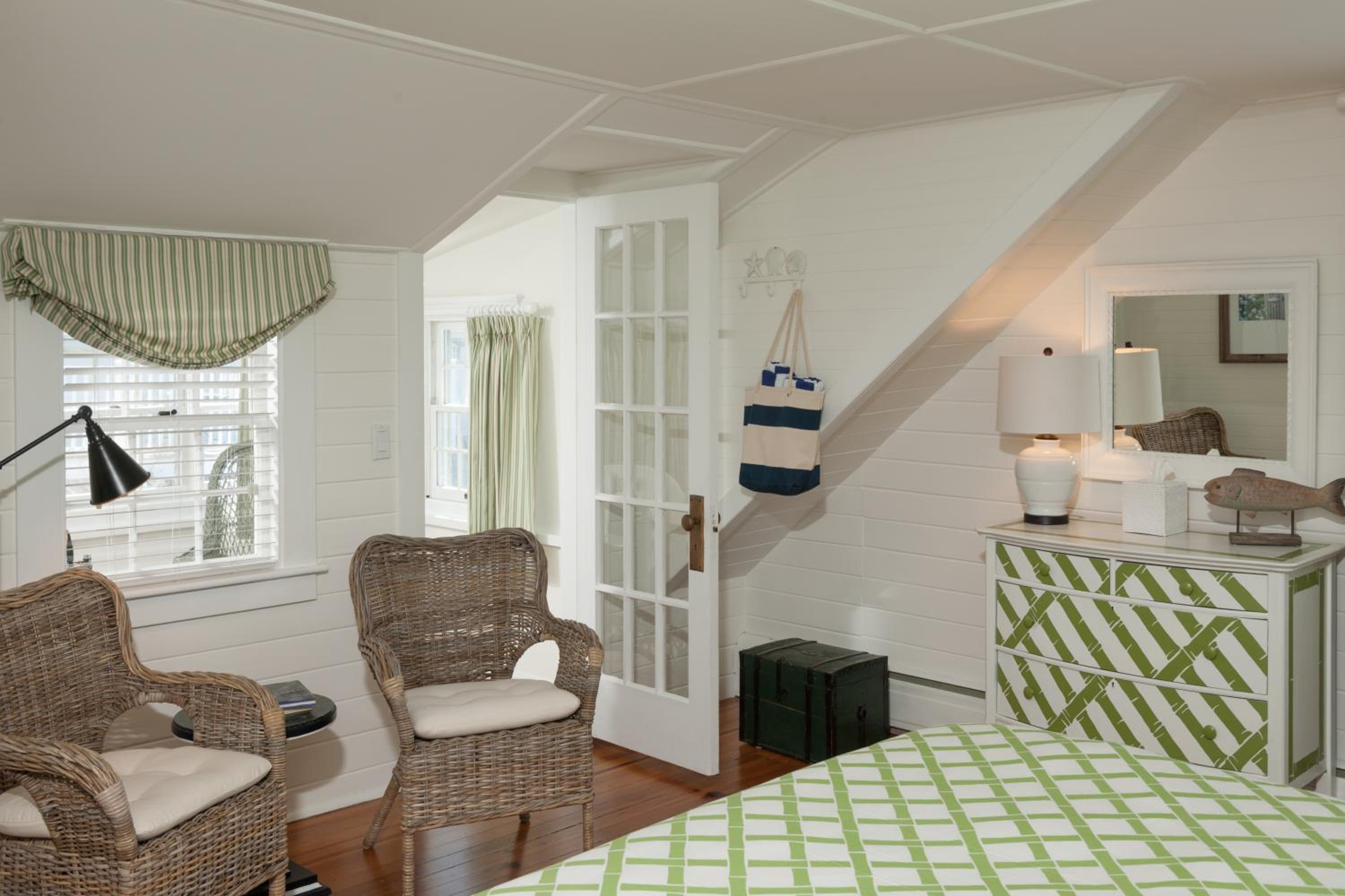 York Suite - King Room photo 3