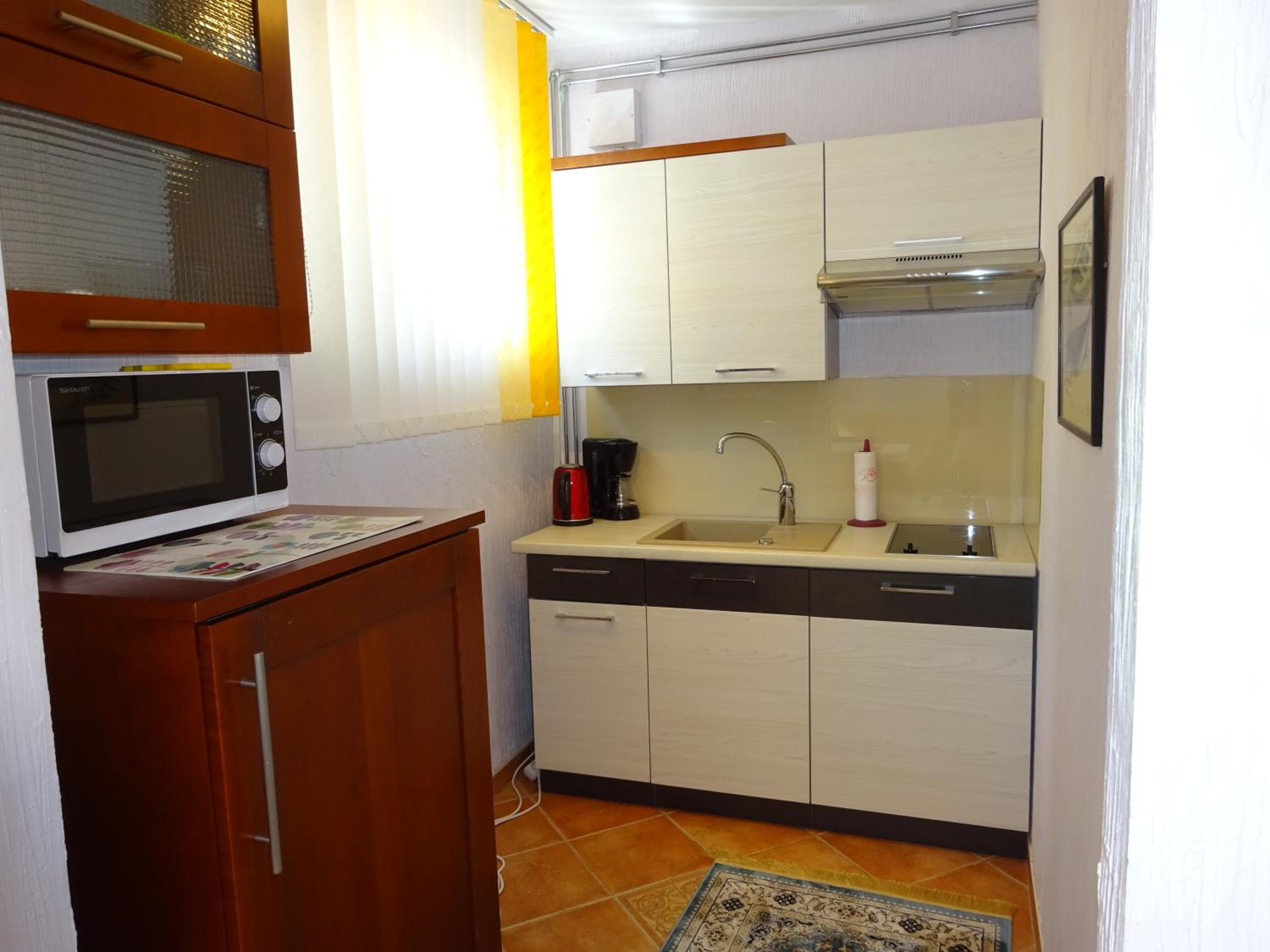 Apartment photo 2