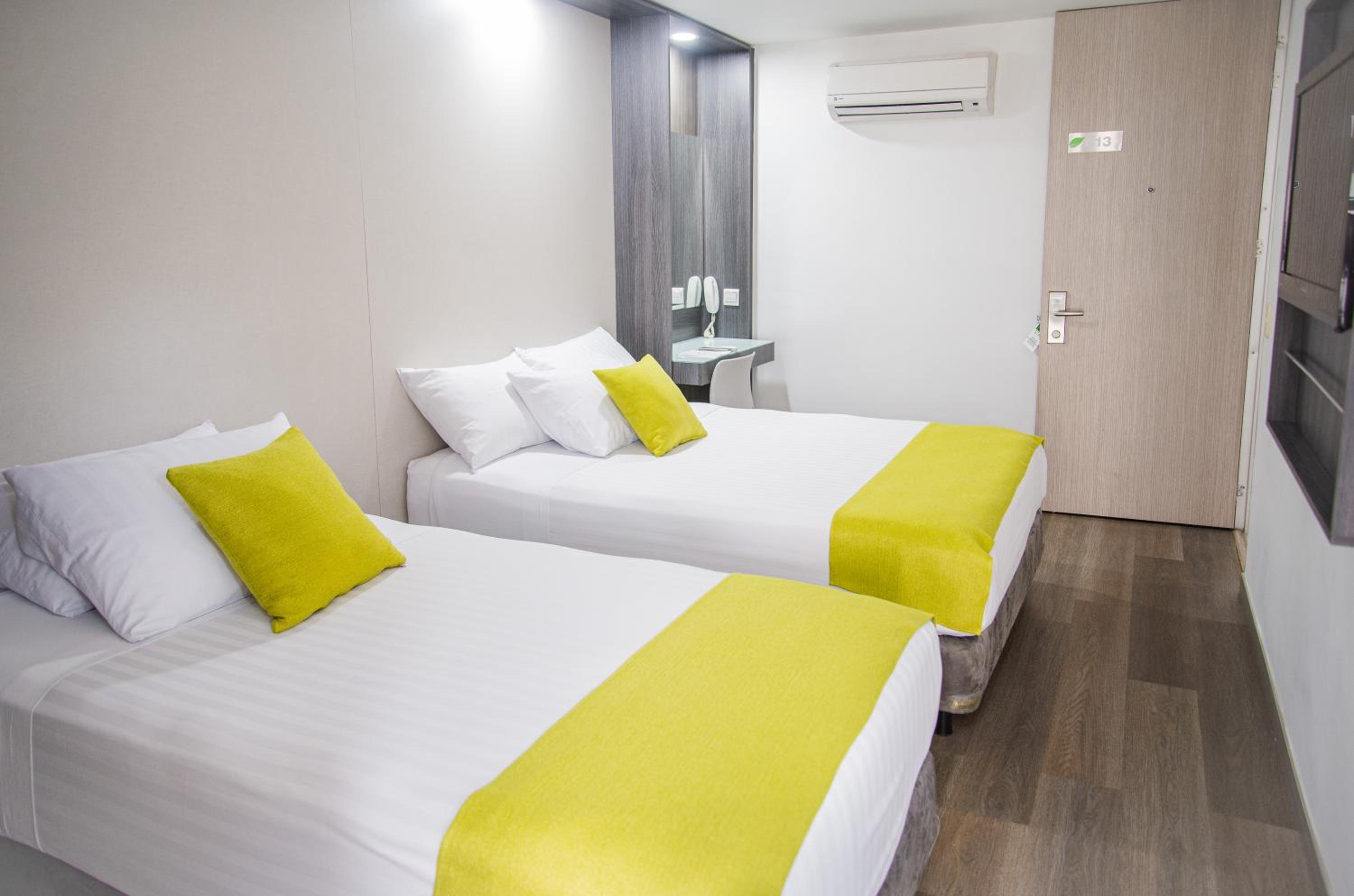 Standard Triple Room photo 2