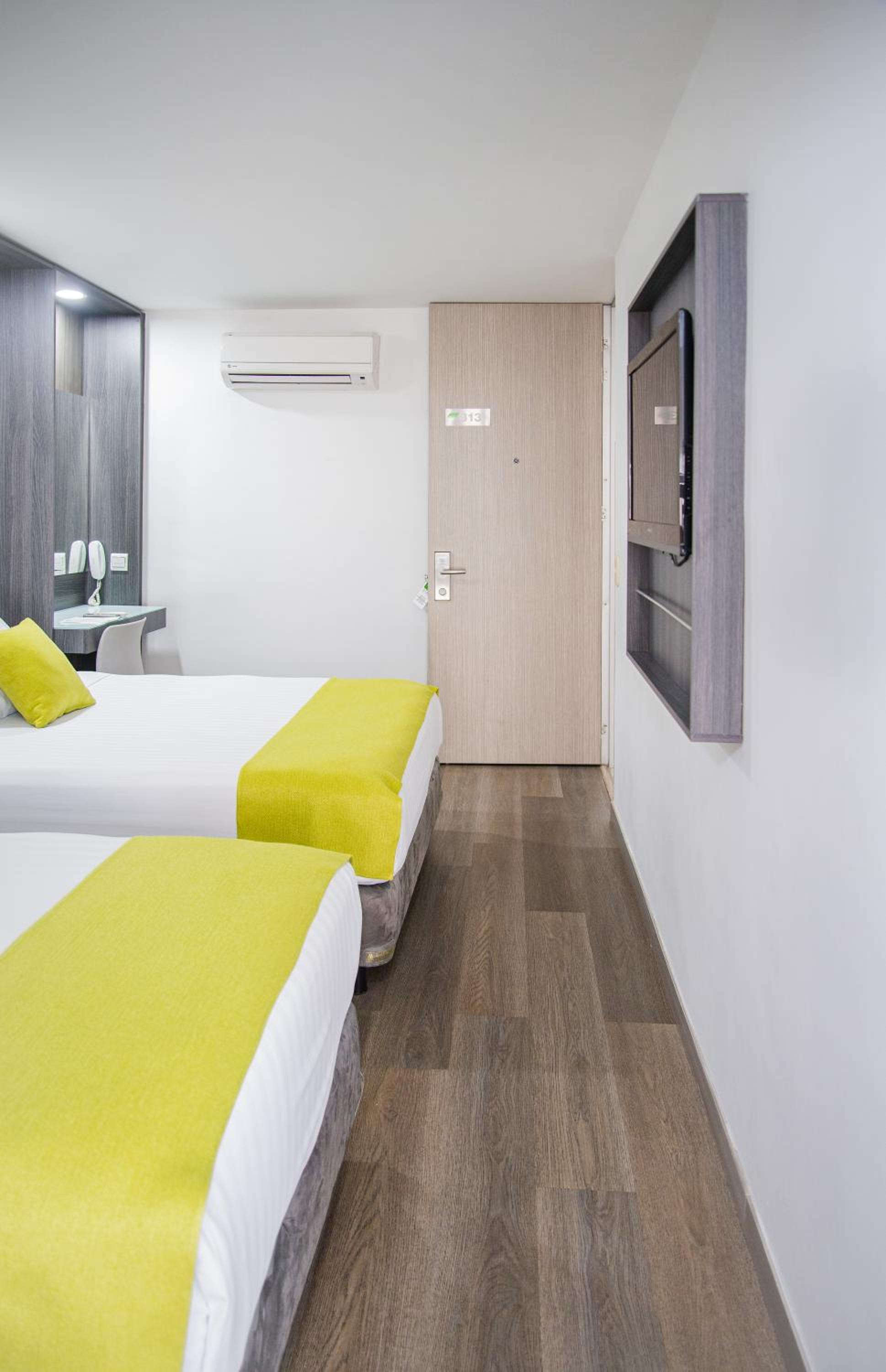 Standard Triple Room photo 3