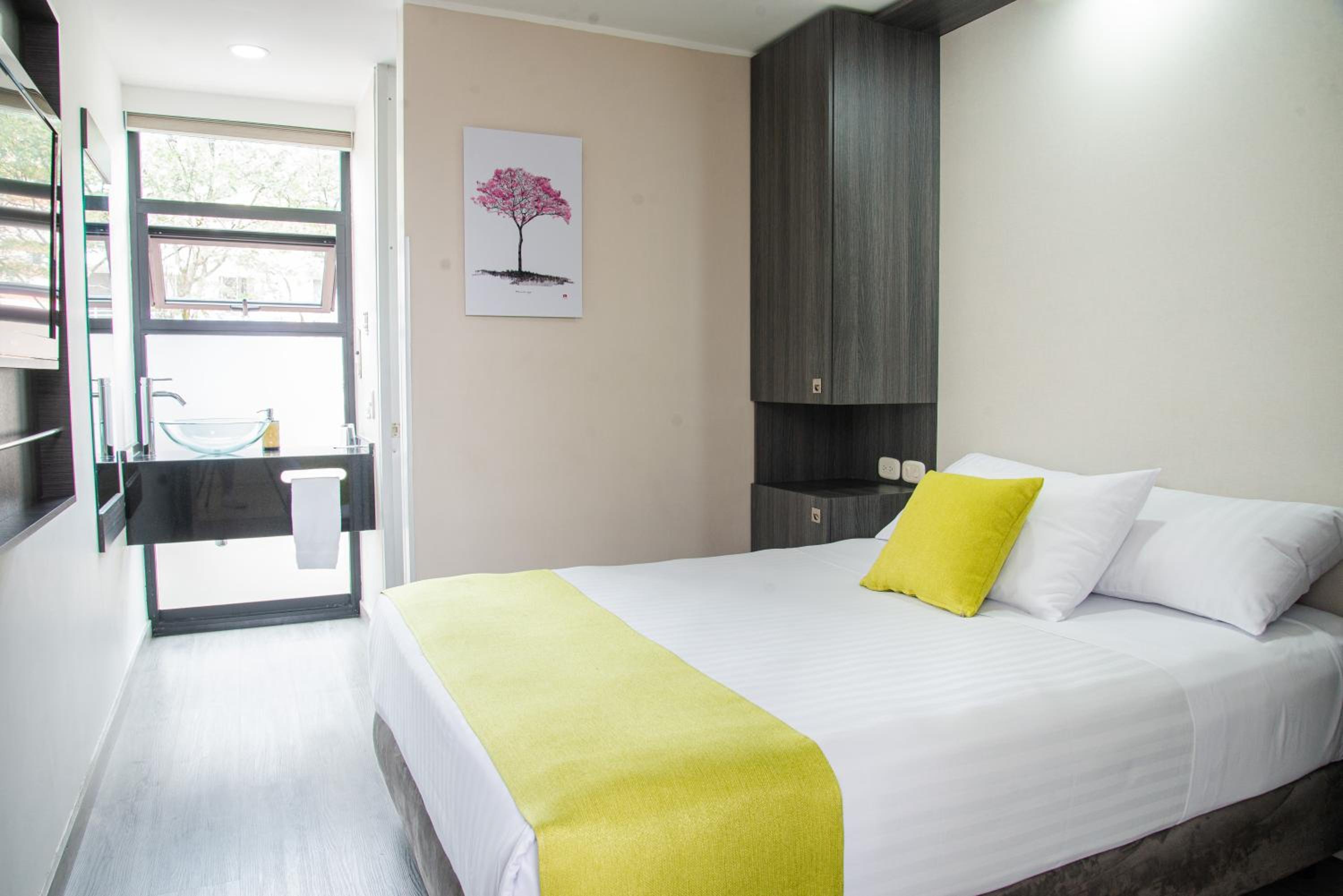 Triple Room with Private Bathroom photo 1
