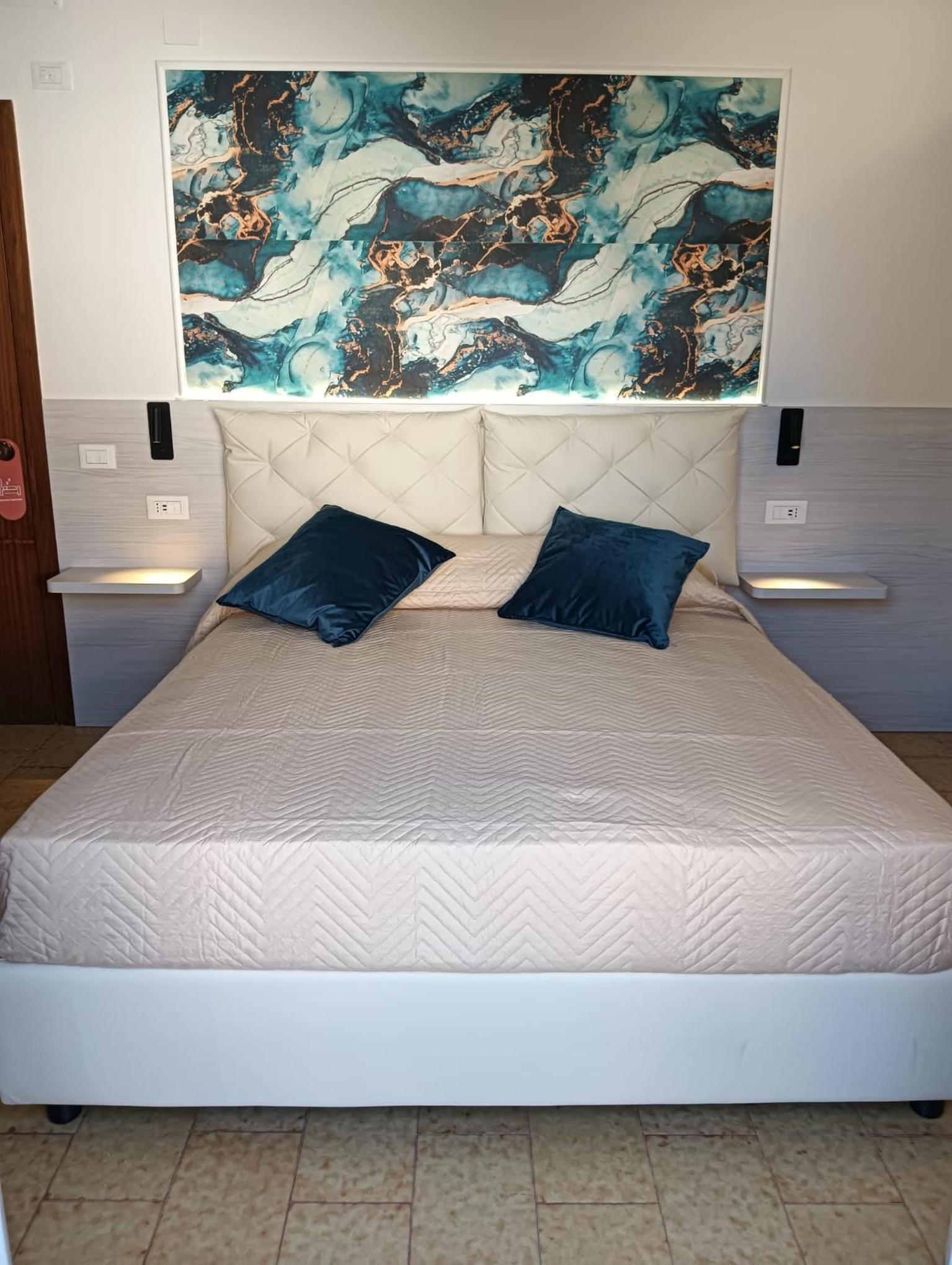 Standard Double Room photo 1